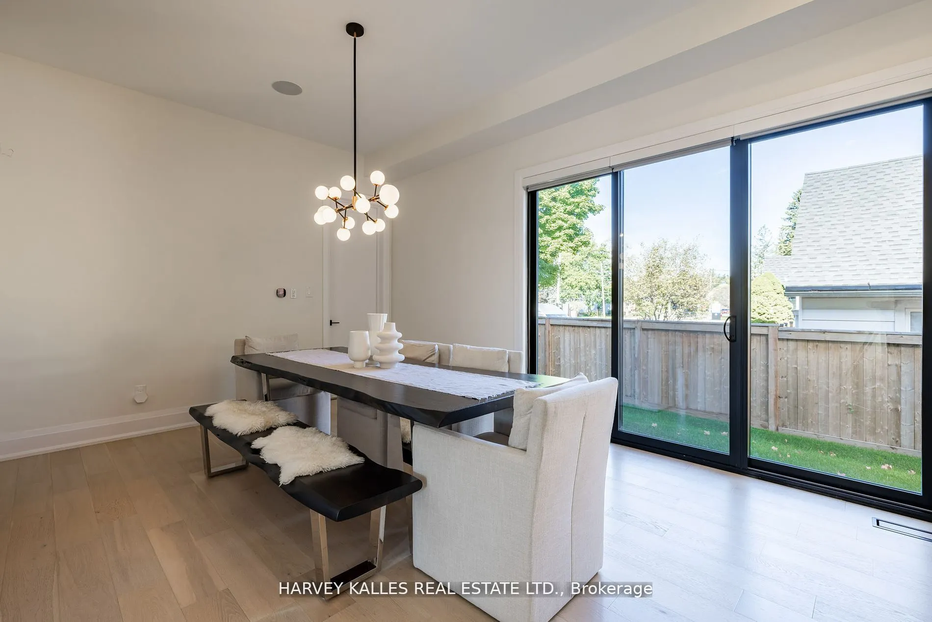 121 Fiddlers Green Road, #1
