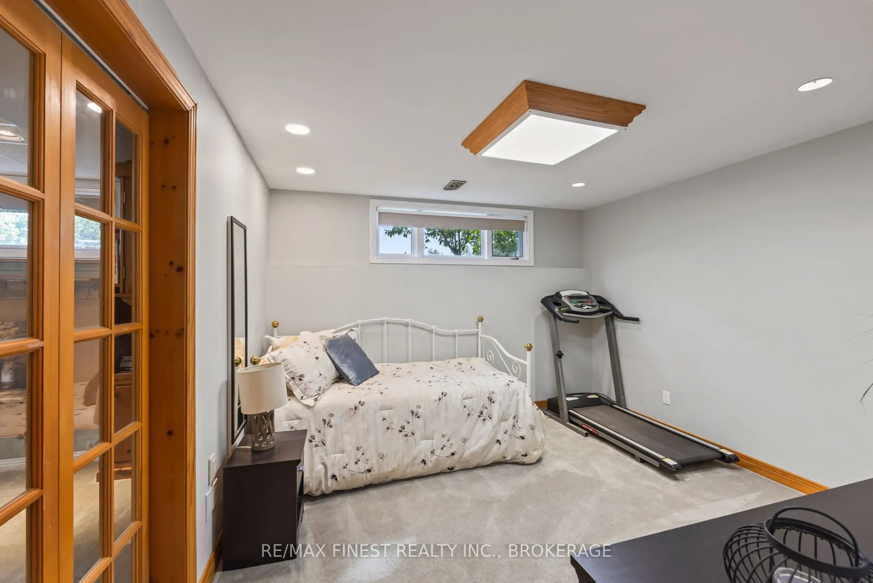 939 Ellen Avenue