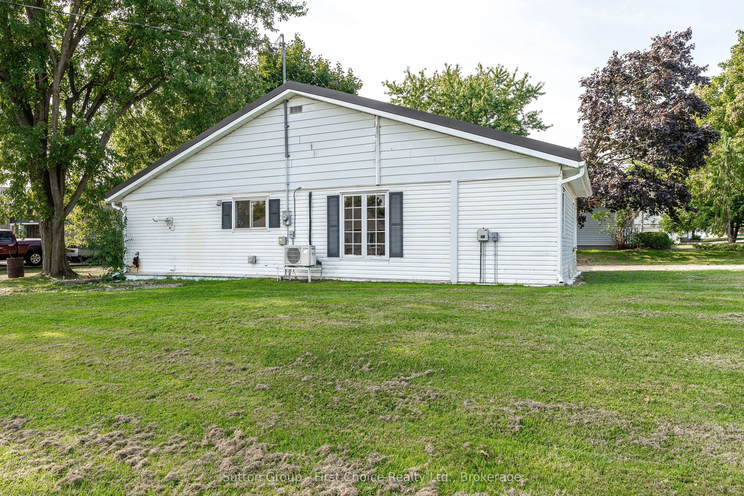 6933 Perth County Road 121 Road