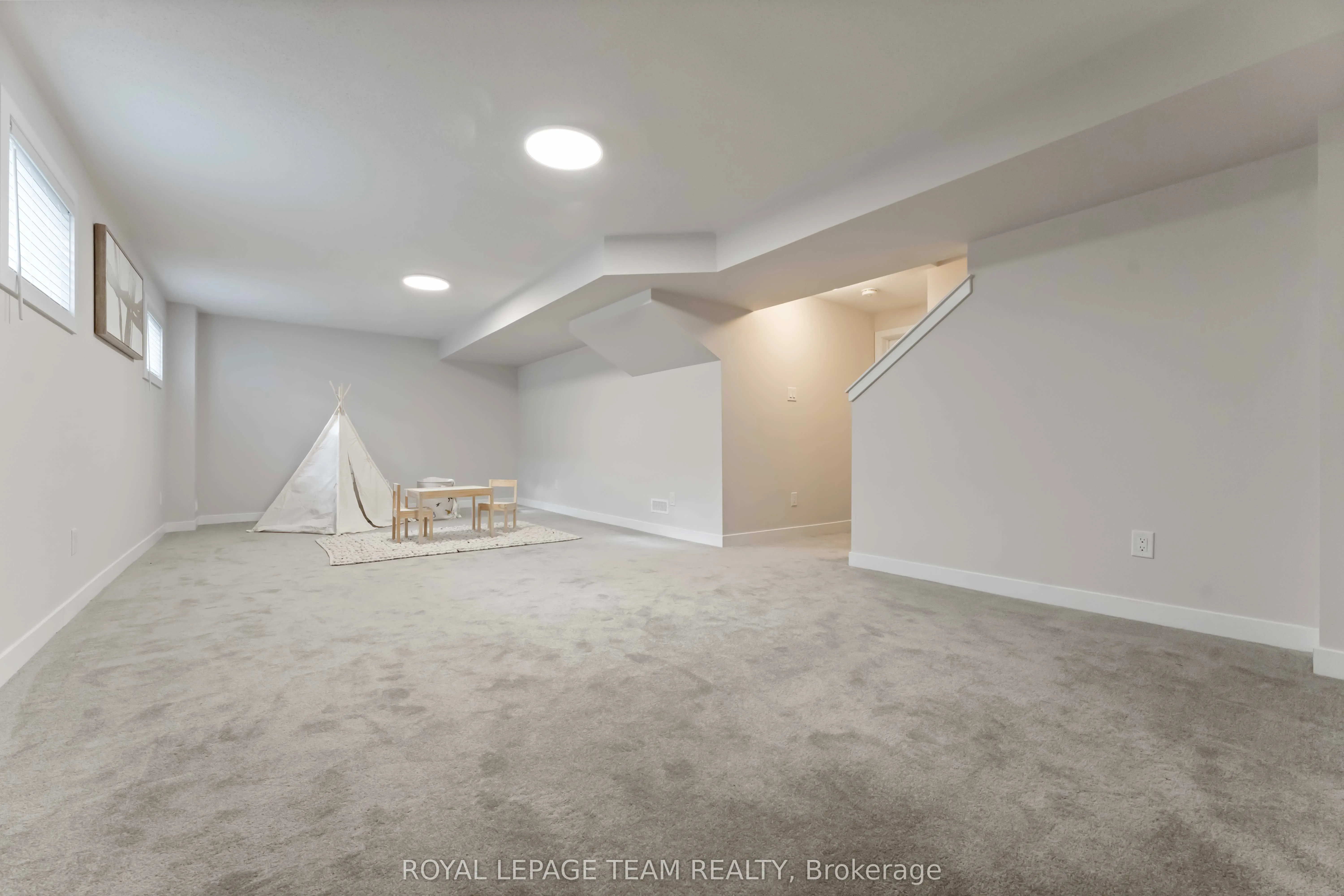 3040 Travertine Way