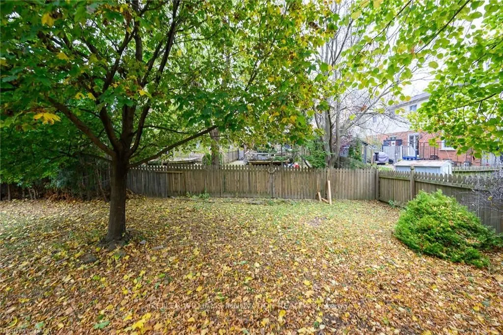 8 Buss Court