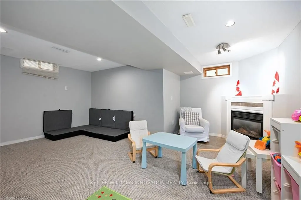 8 Buss Court