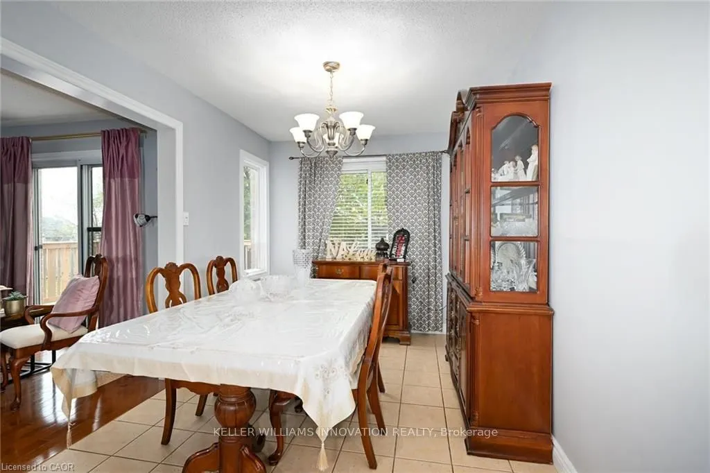 8 Buss Court