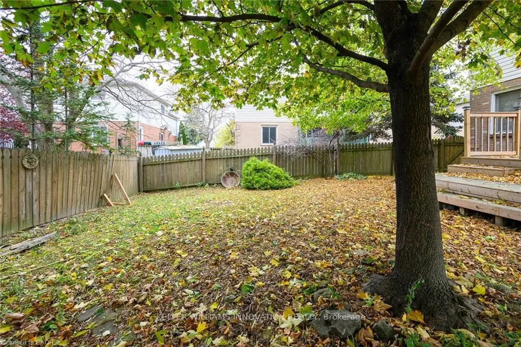 8 Buss Court