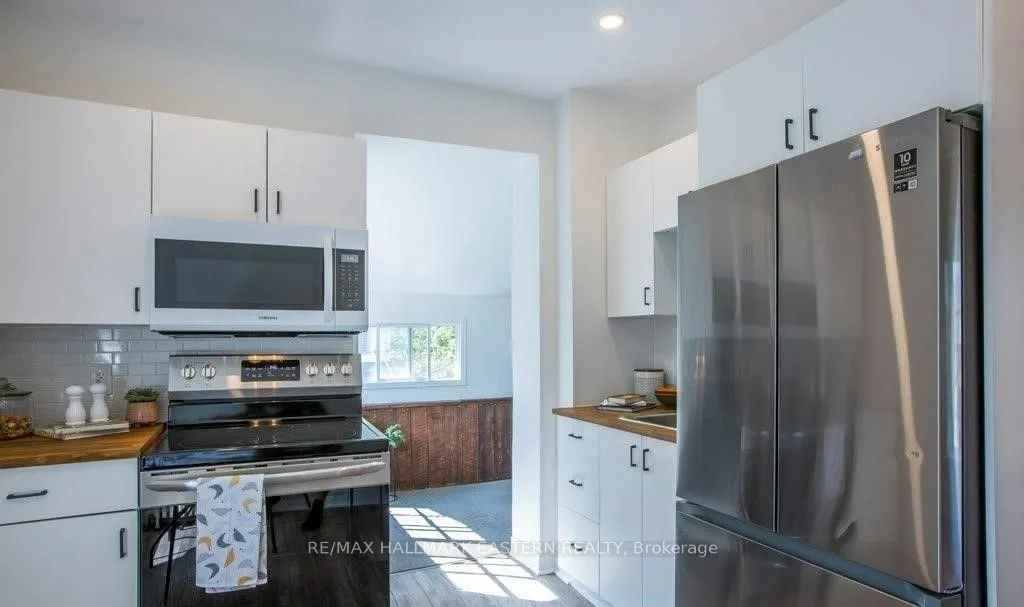 279 William Street, #Upper