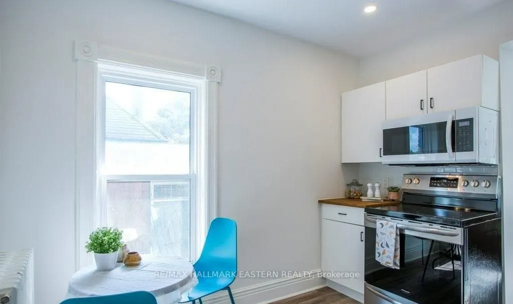 279 William Street, #Upper