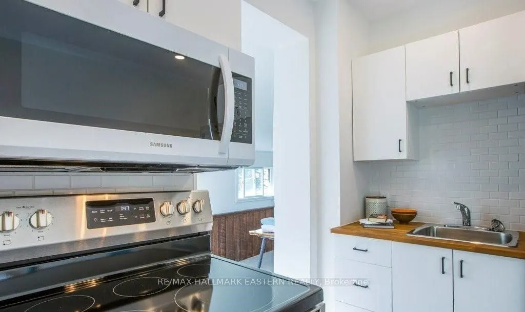 279 William Street, #Upper