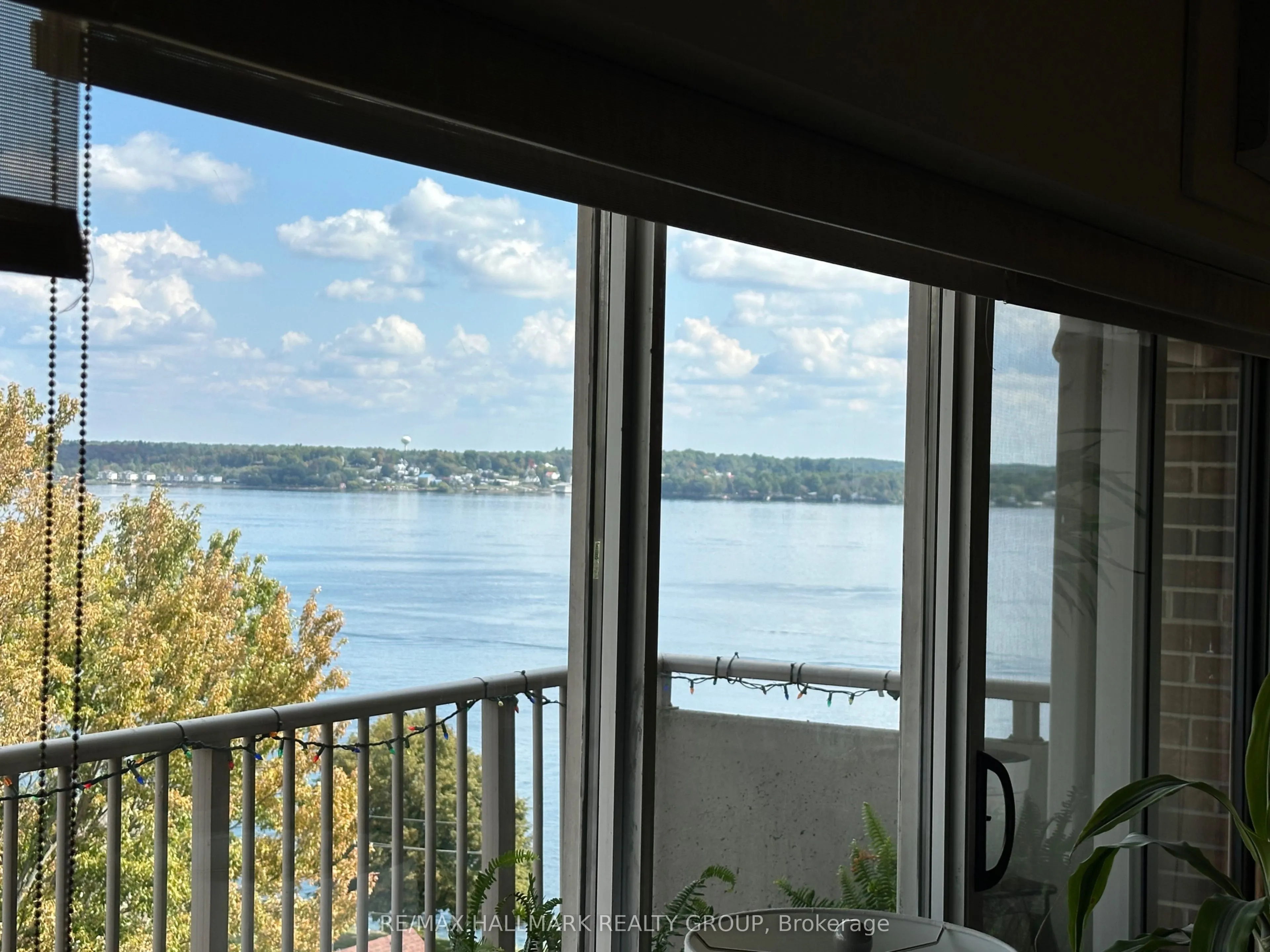109 King Street E, #902