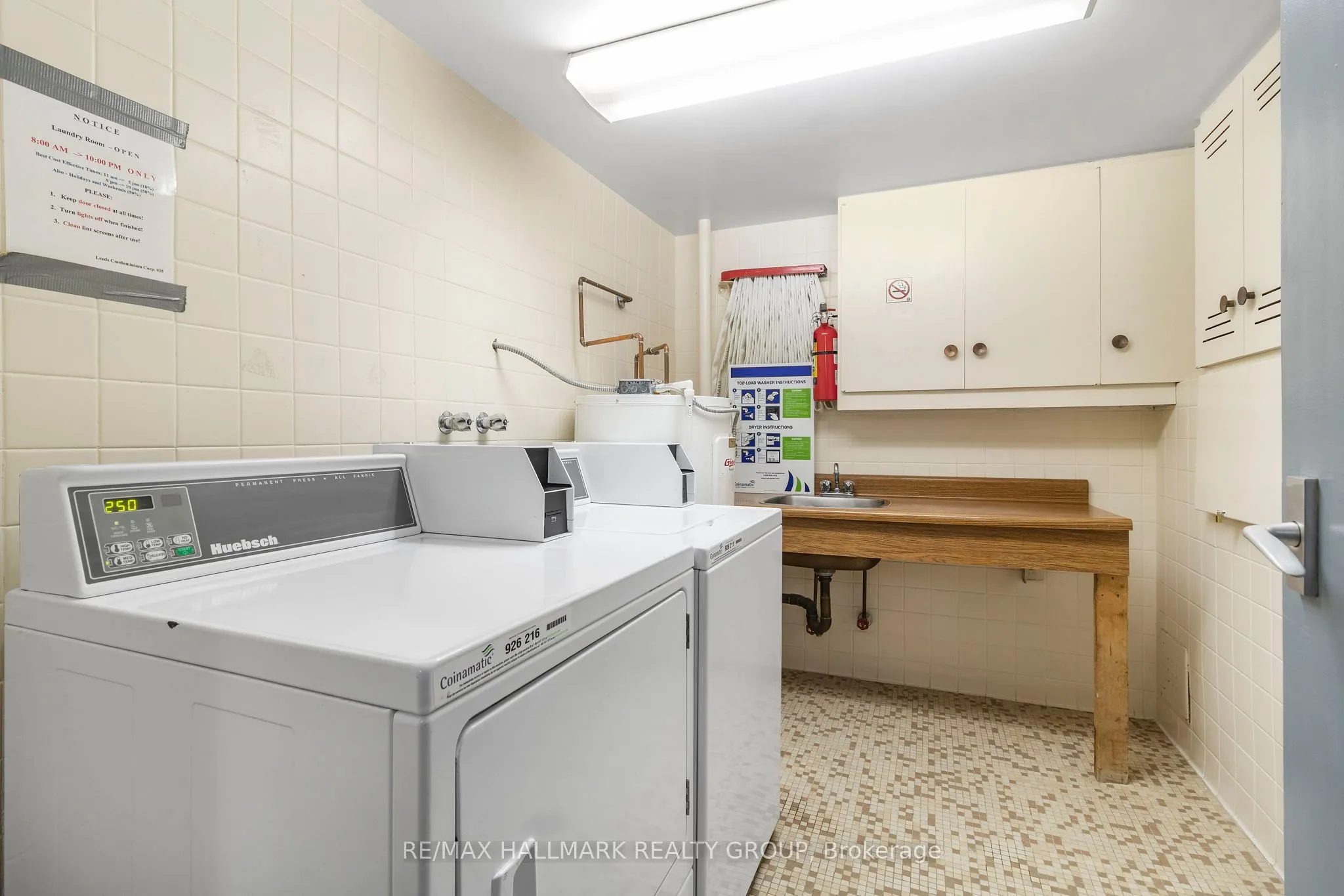 109 King Street E, #902