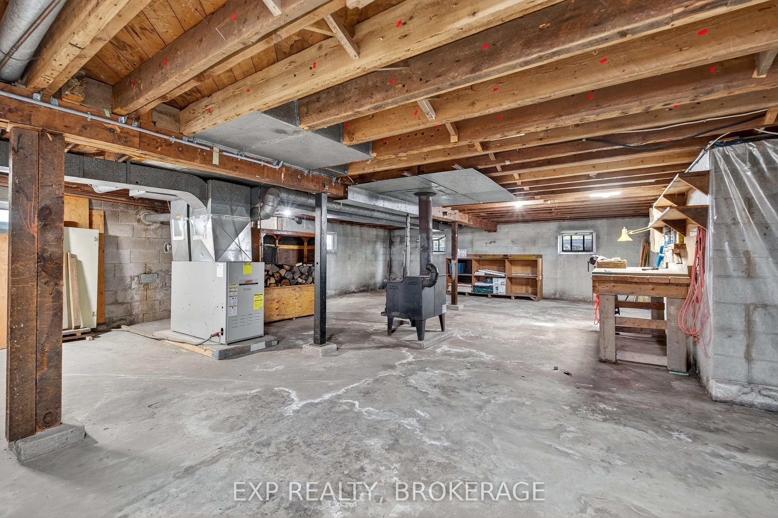 1195 SIMMONS Road