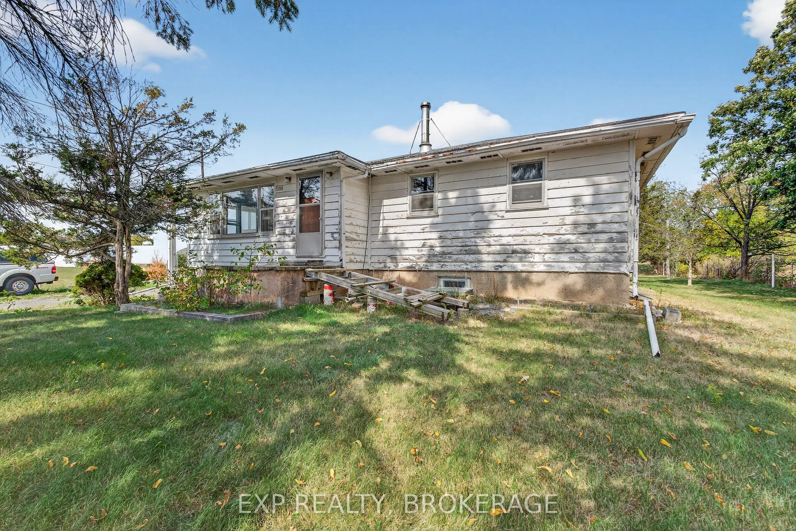 1195 SIMMONS Road
