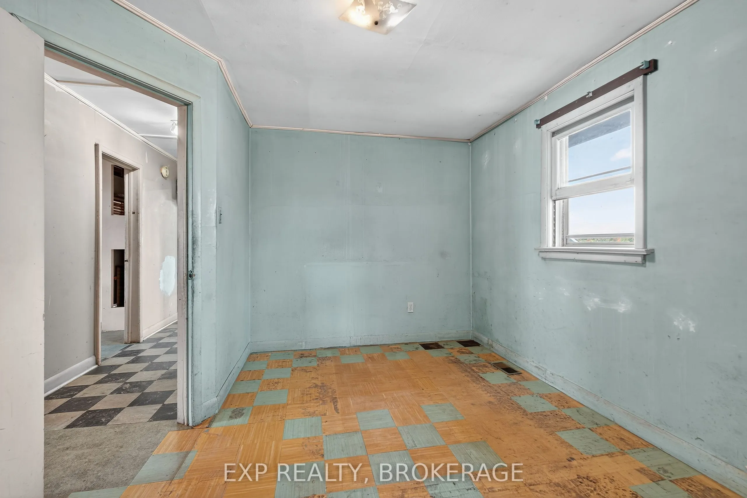 1195 SIMMONS Road