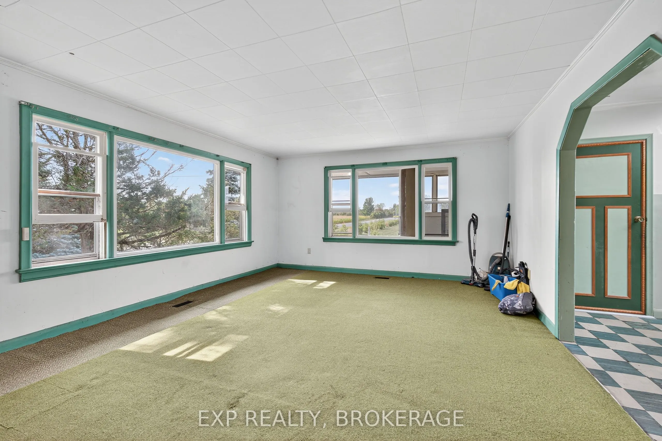 1195 SIMMONS Road