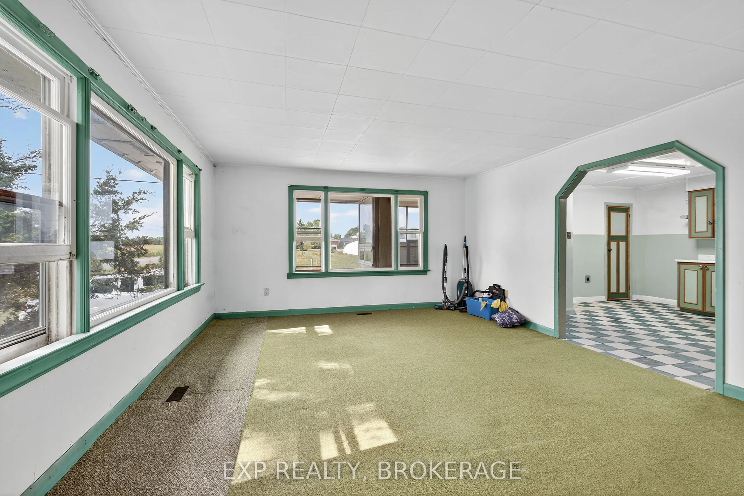 1195 SIMMONS Road