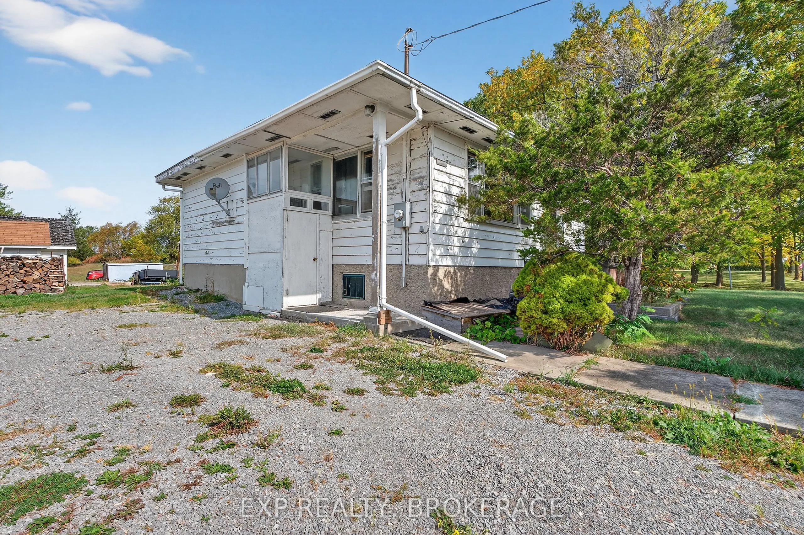 1195 SIMMONS Road
