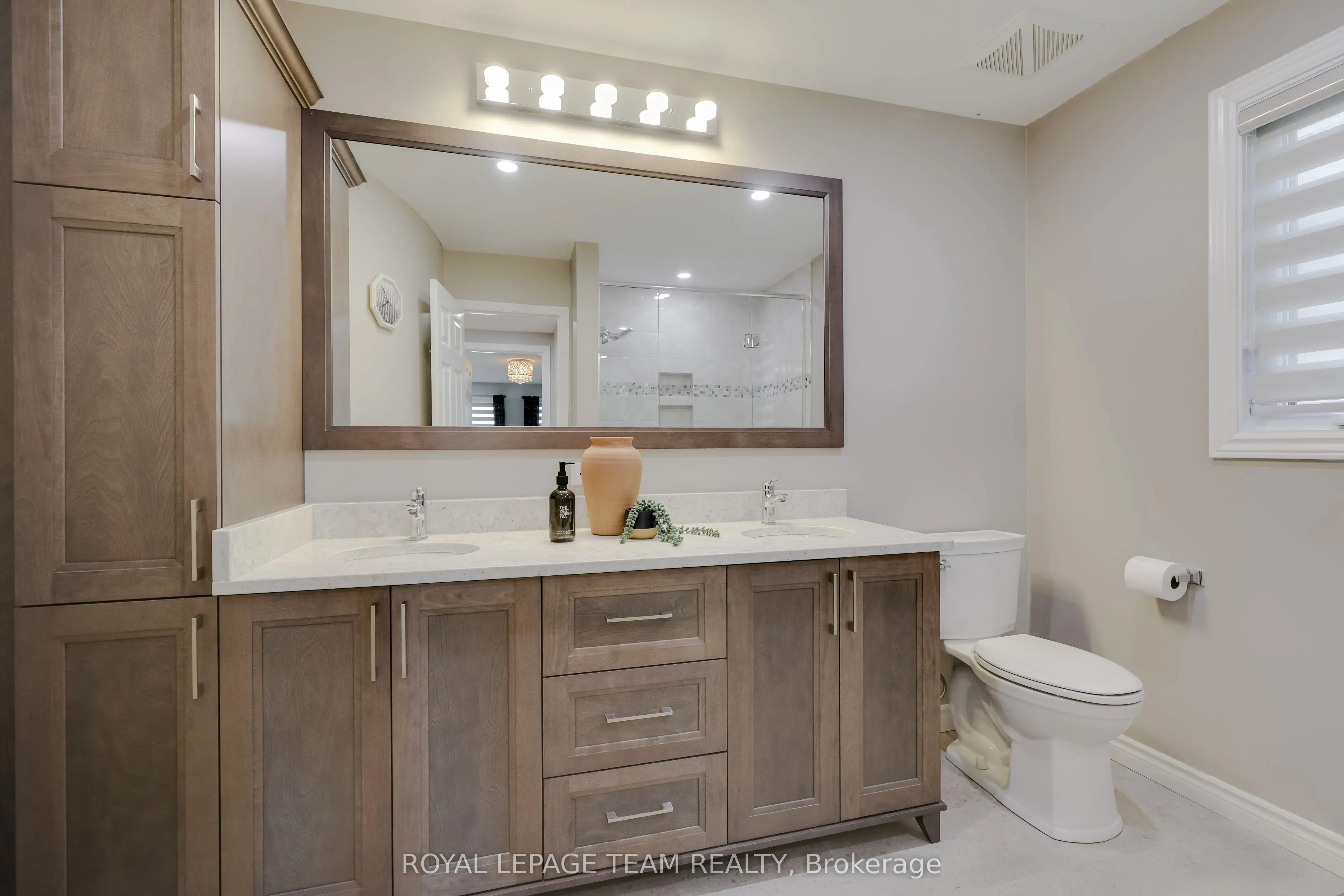 36 Keighley Circle