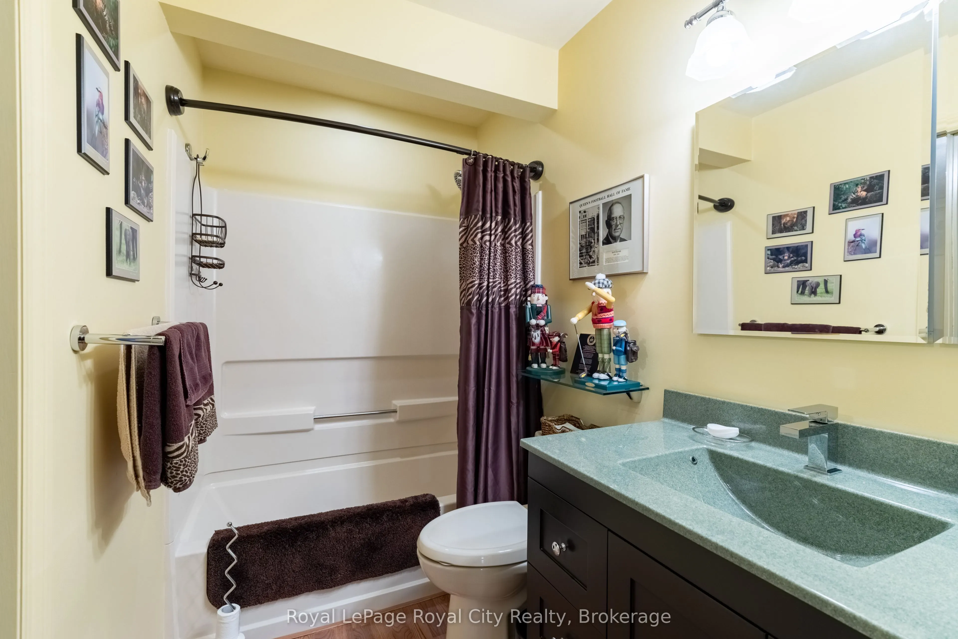 121 Waterloo Avenue, #101