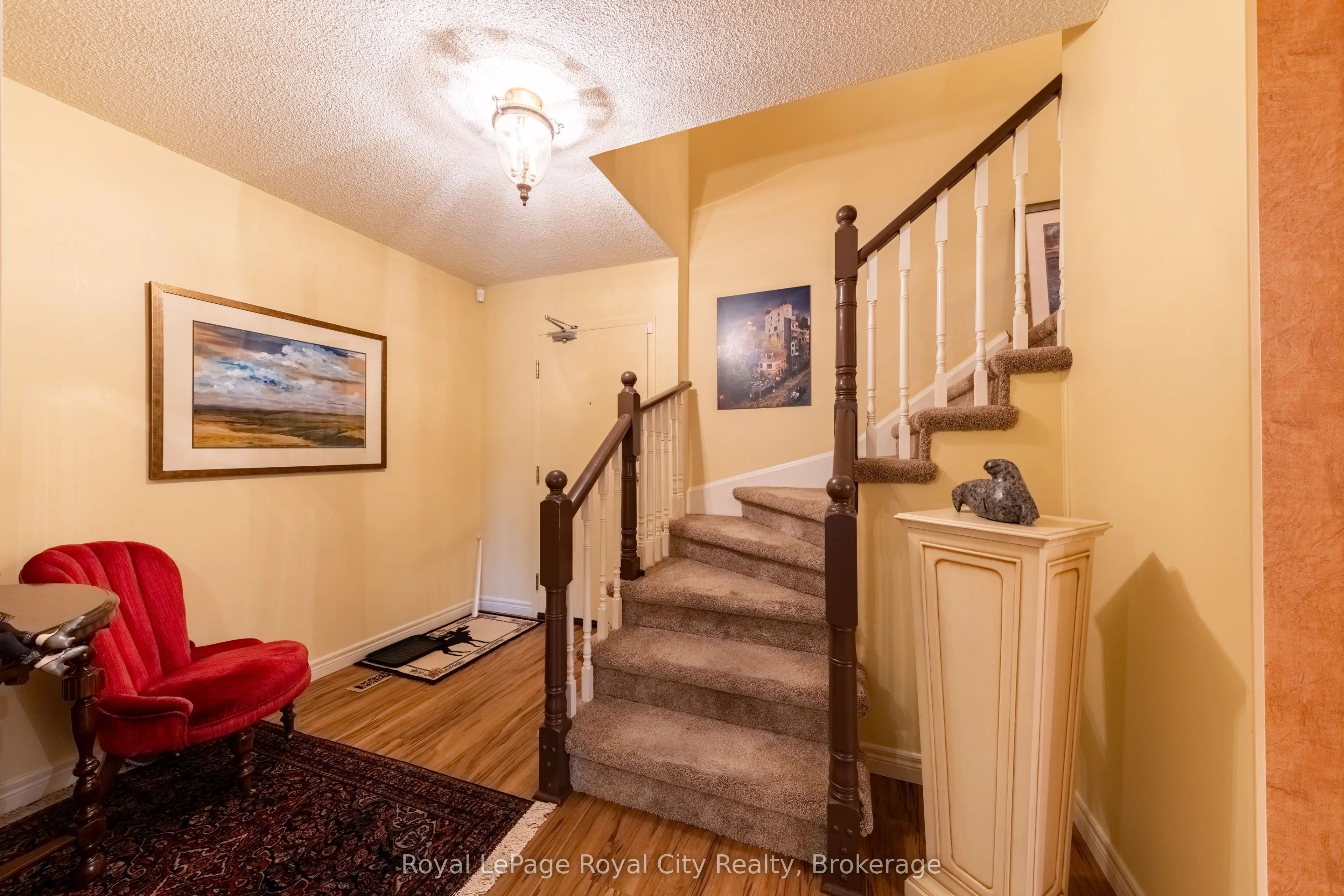 121 Waterloo Avenue, #101