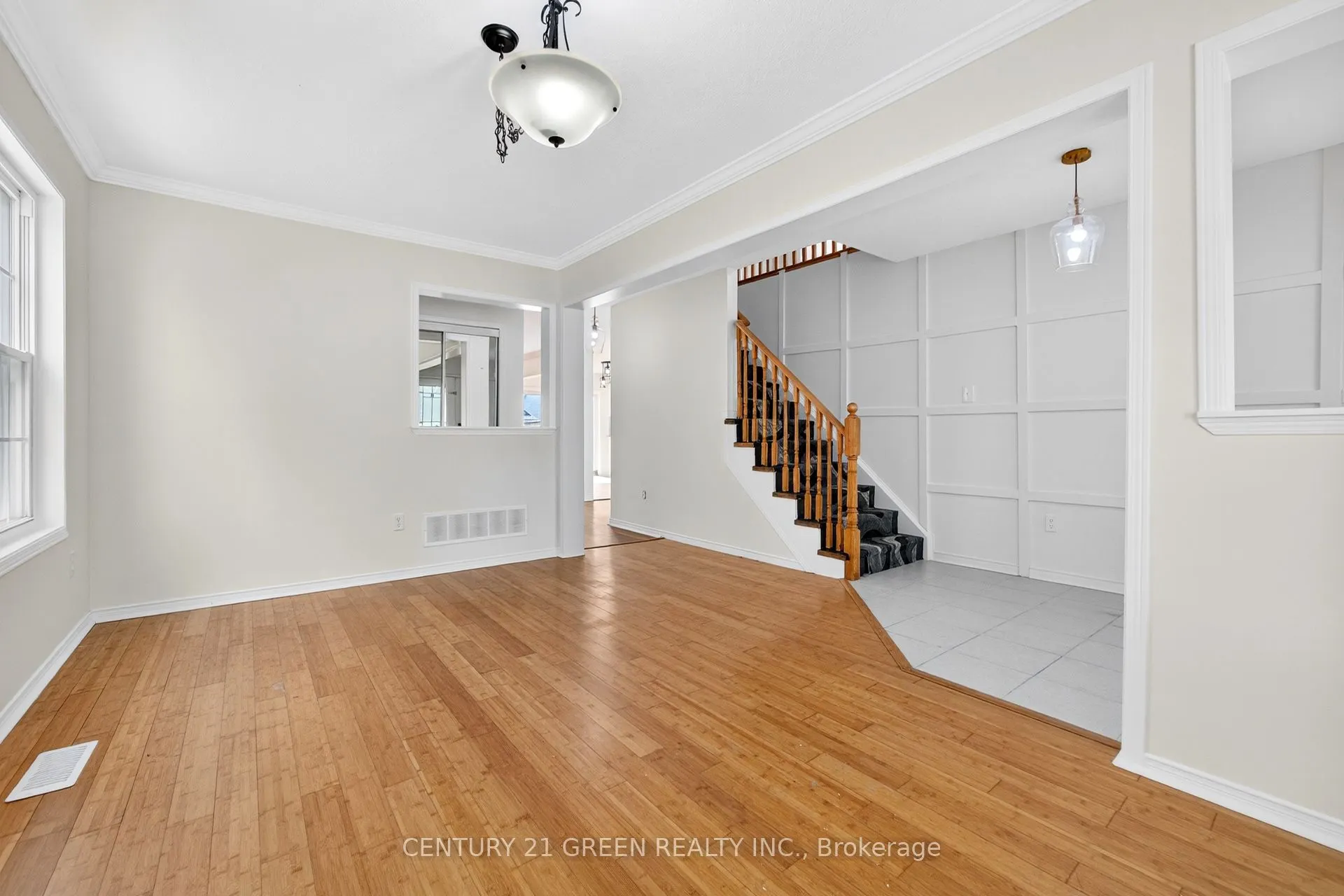 110 Hunter Way