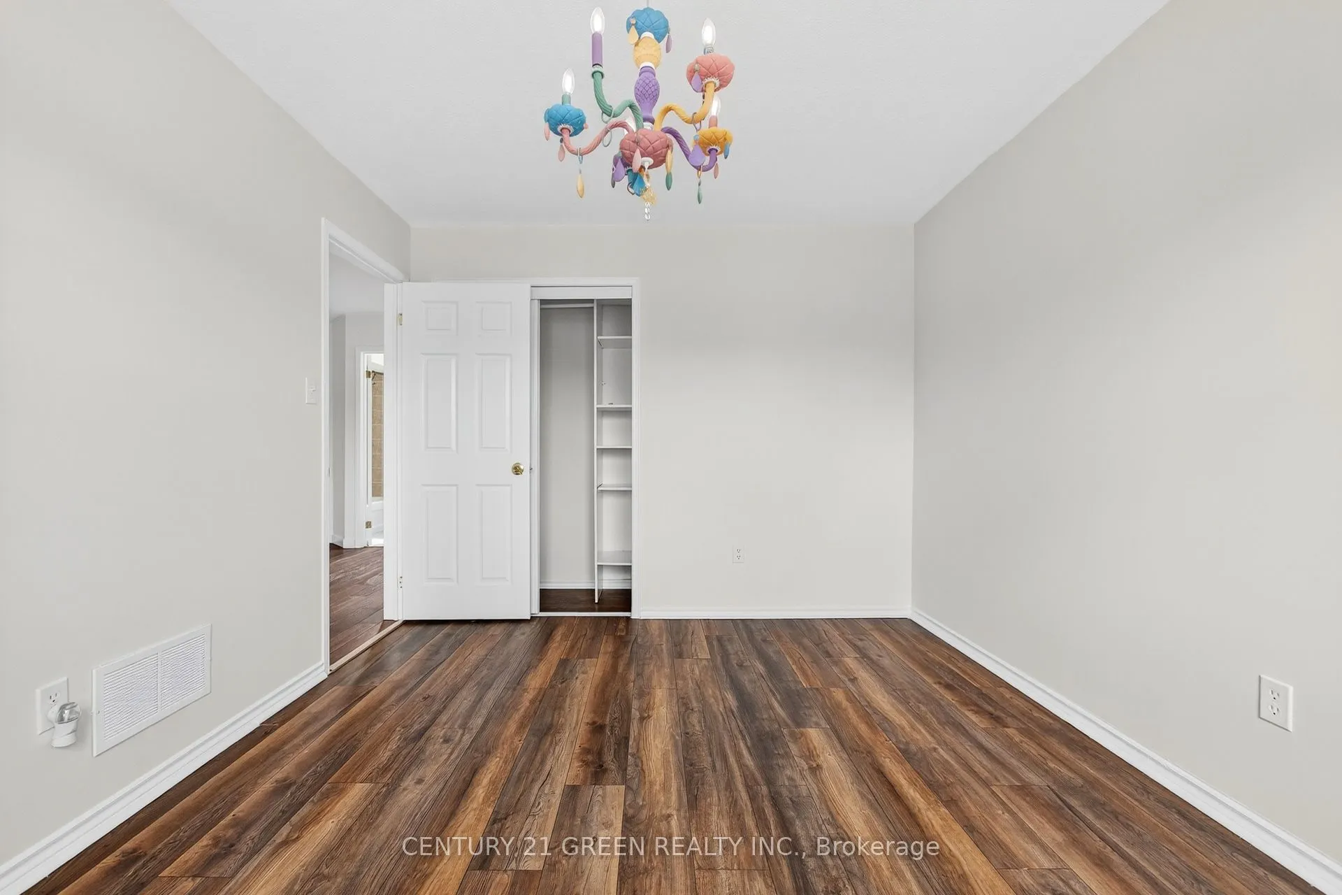 110 Hunter Way