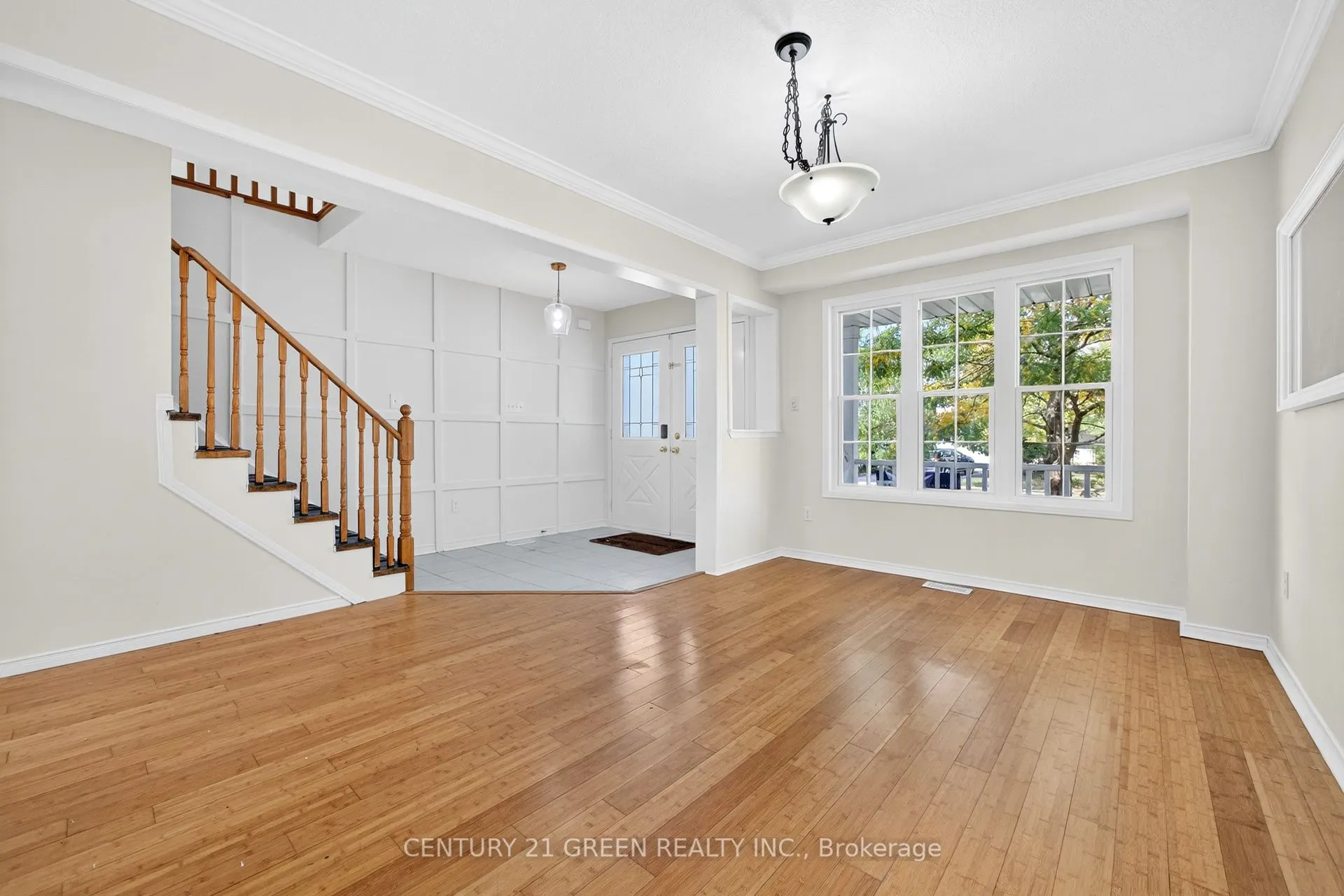 110 Hunter Way