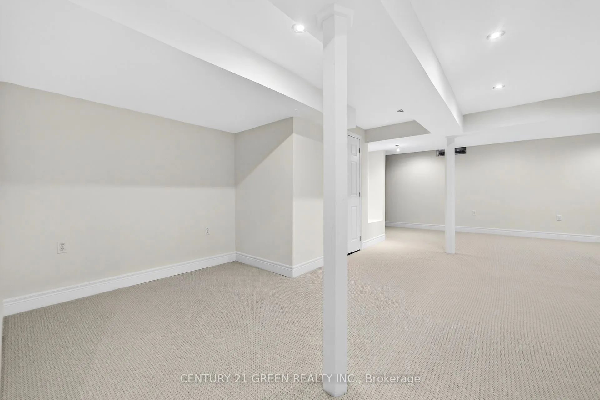 110 Hunter Way