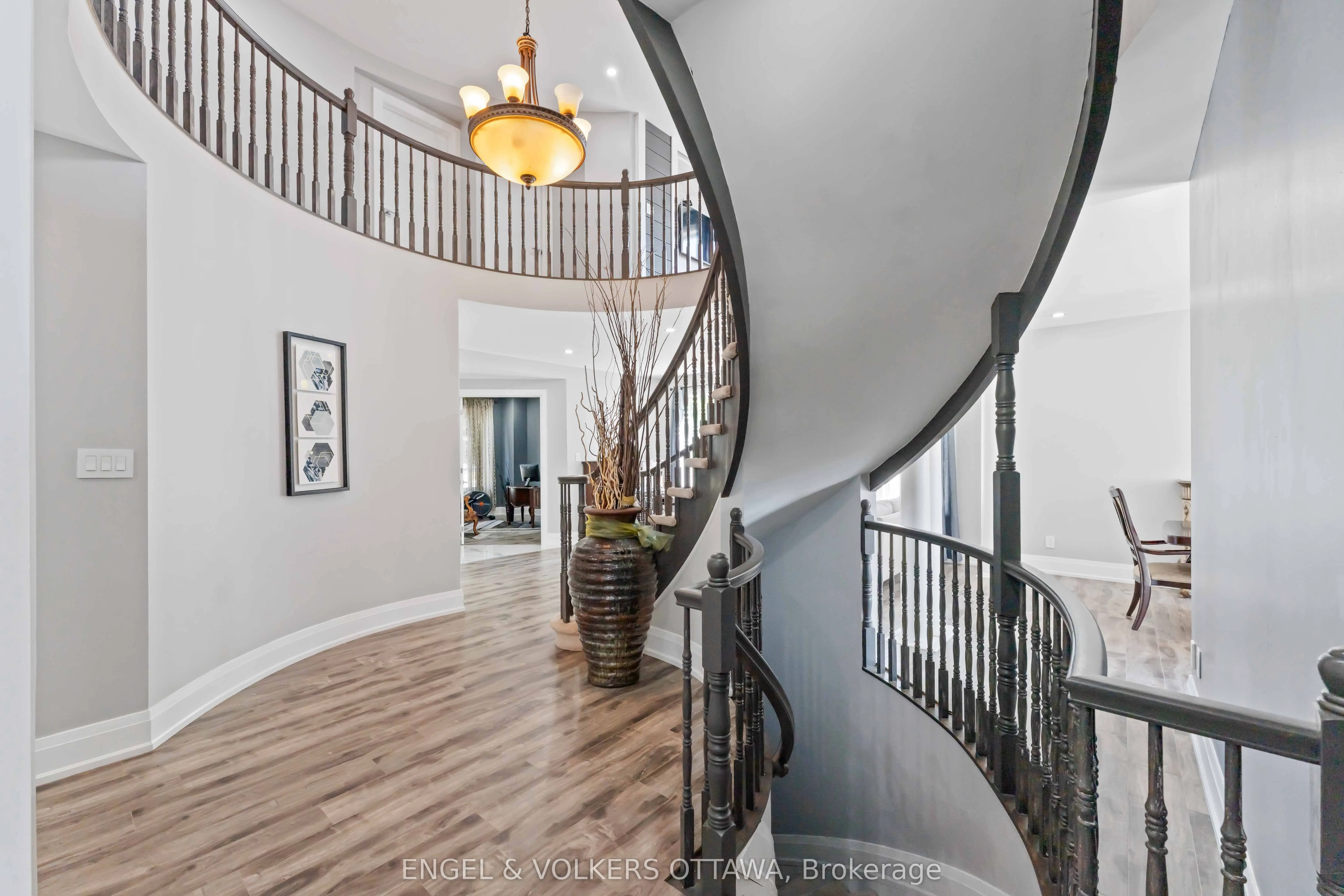 774 Scala Avenue