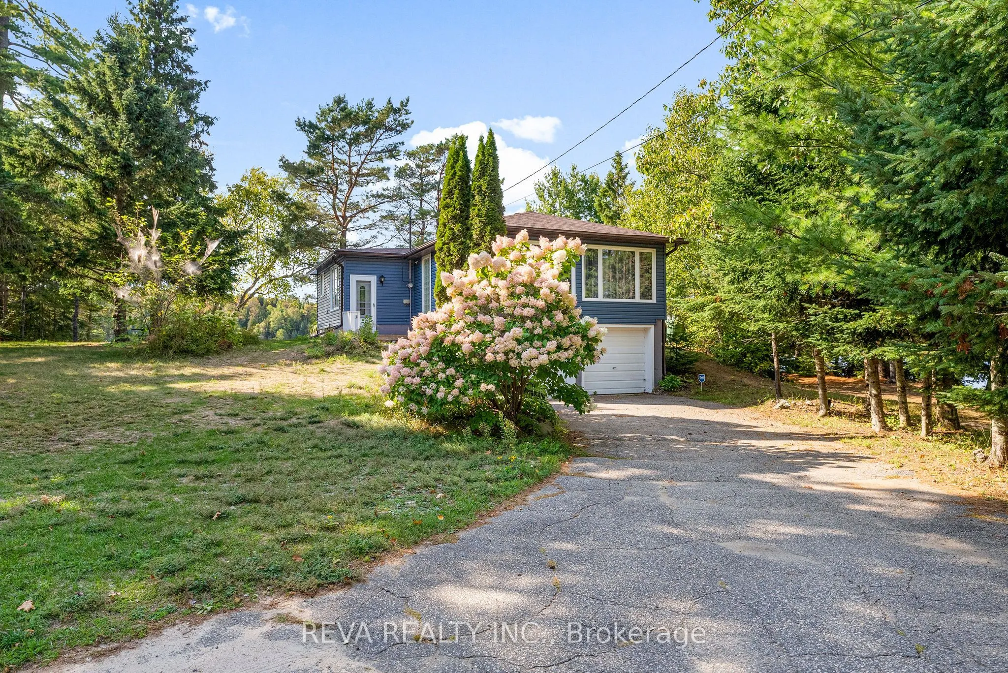 32 Lake View Lane