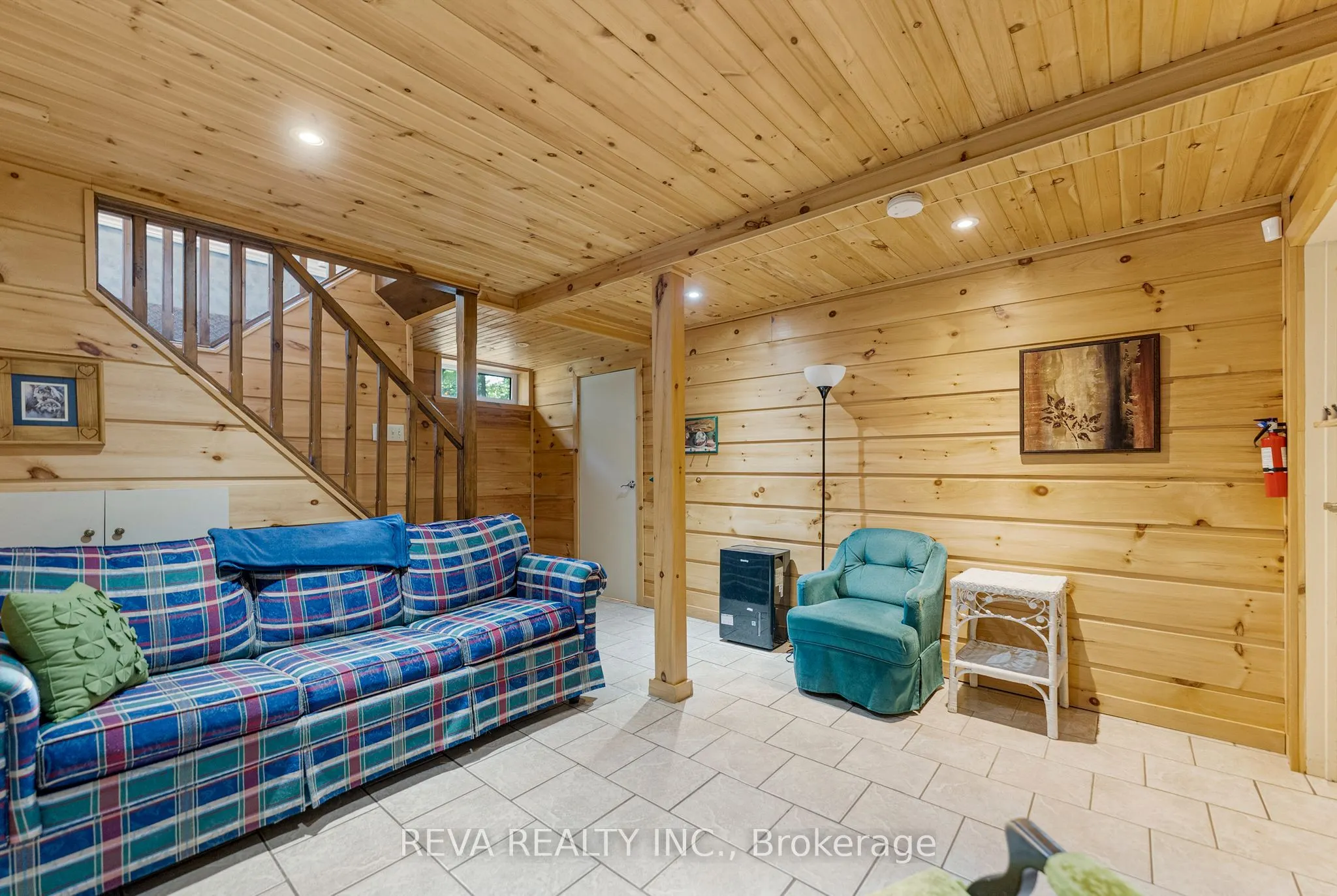 32 Lake View Lane