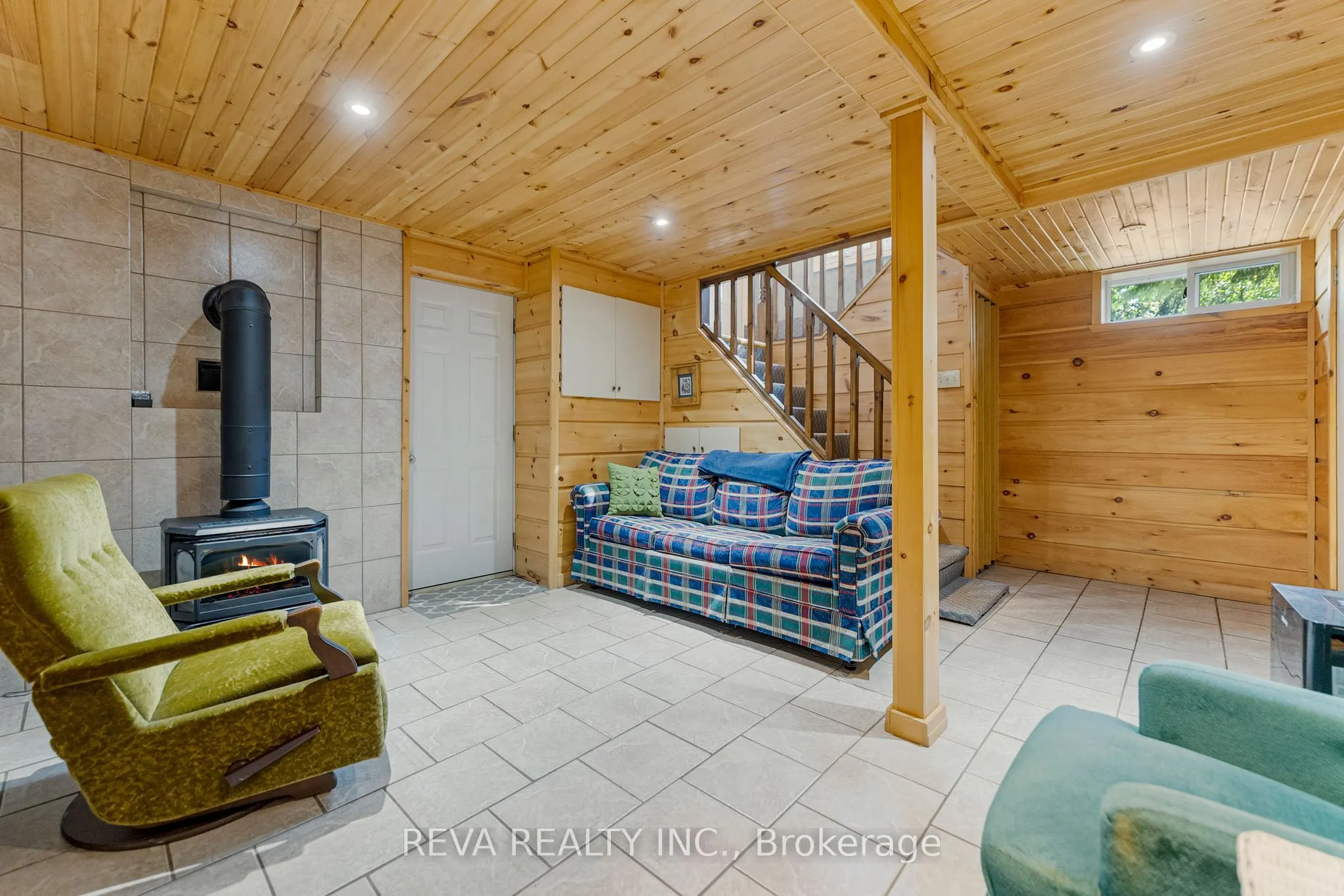 32 Lake View Lane