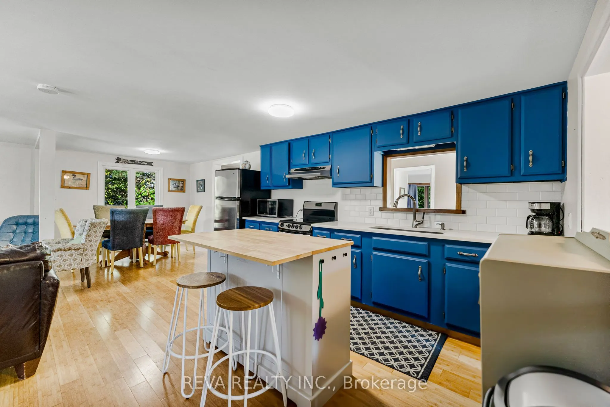 32 Lake View Lane