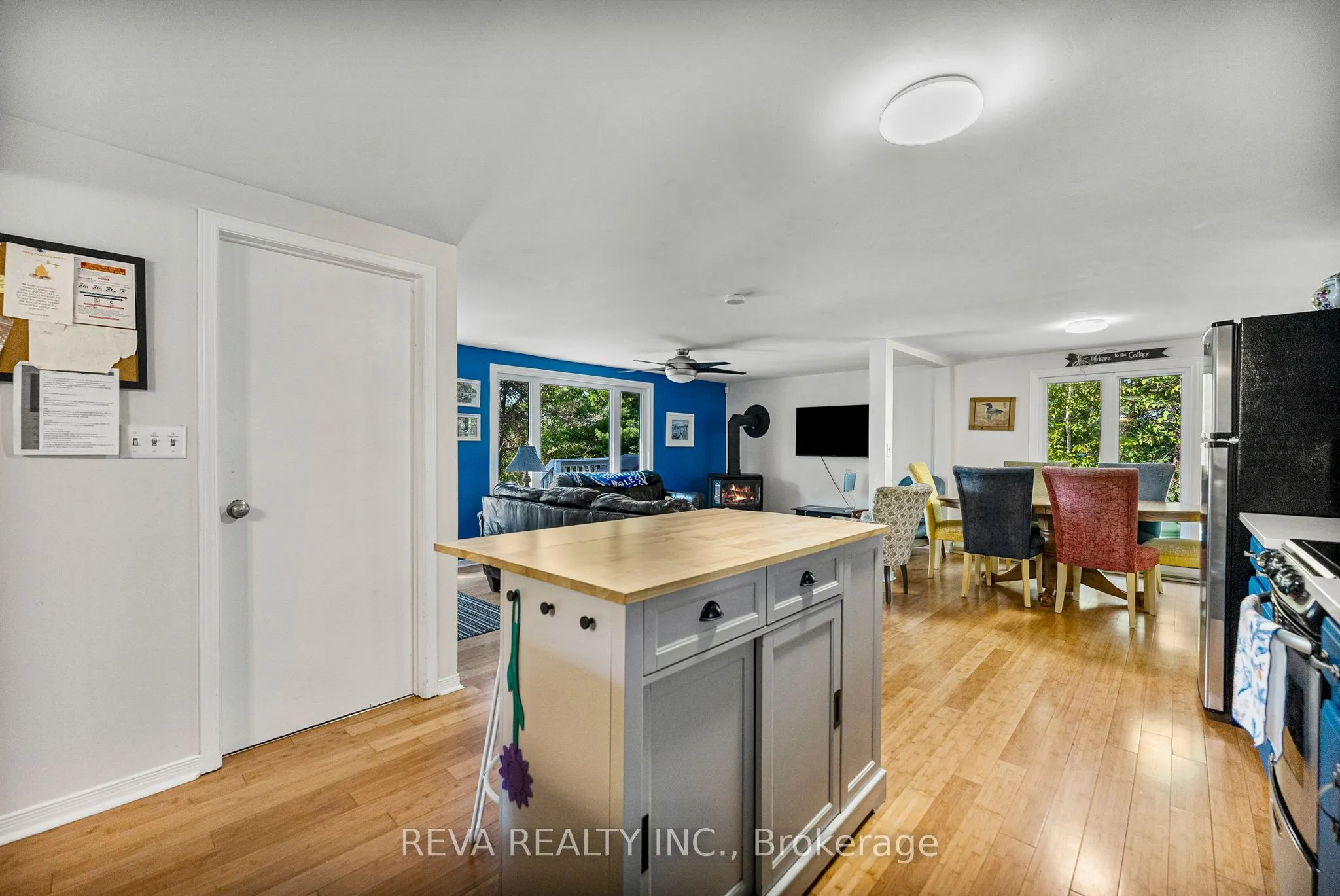 32 Lake View Lane