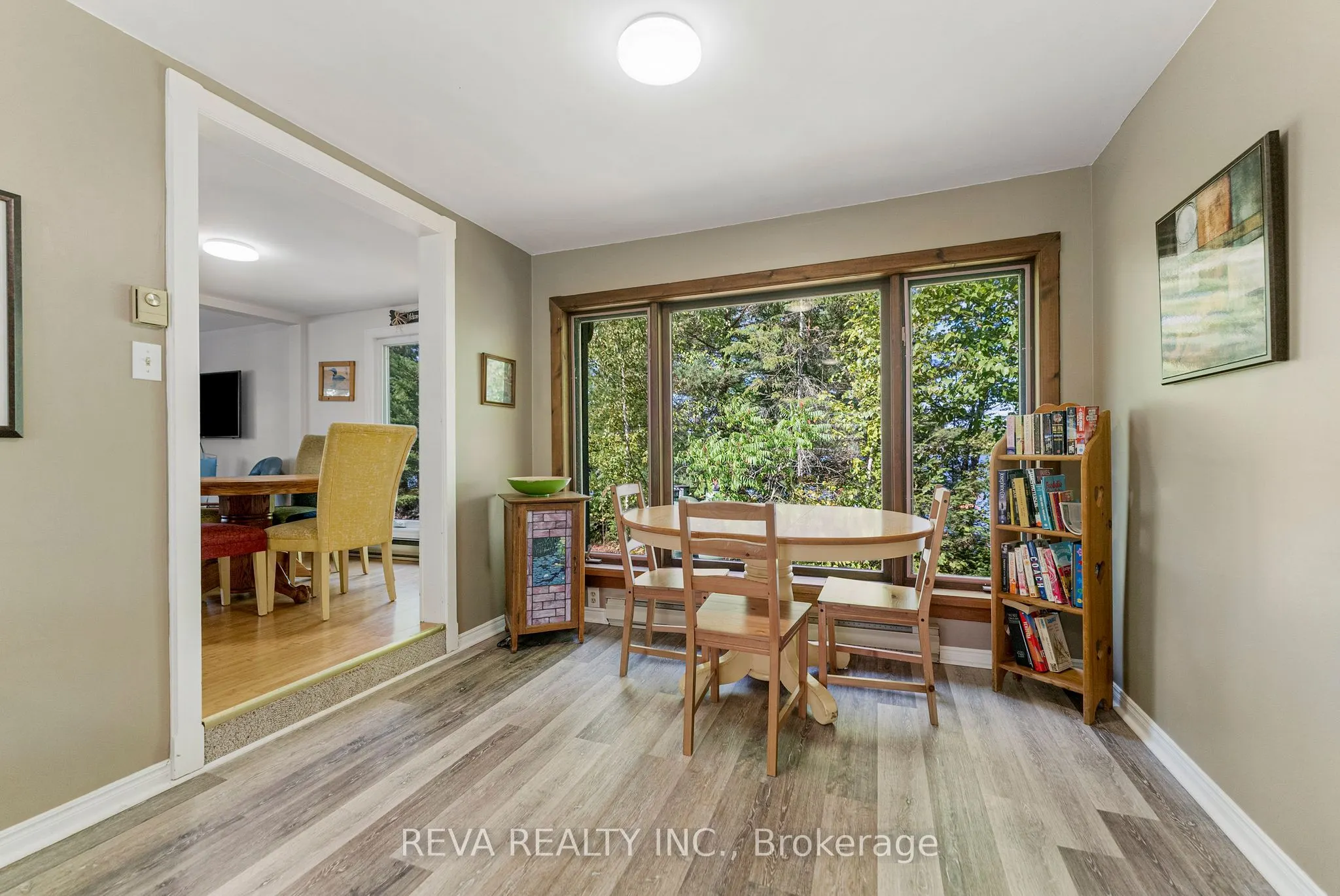 32 Lake View Lane