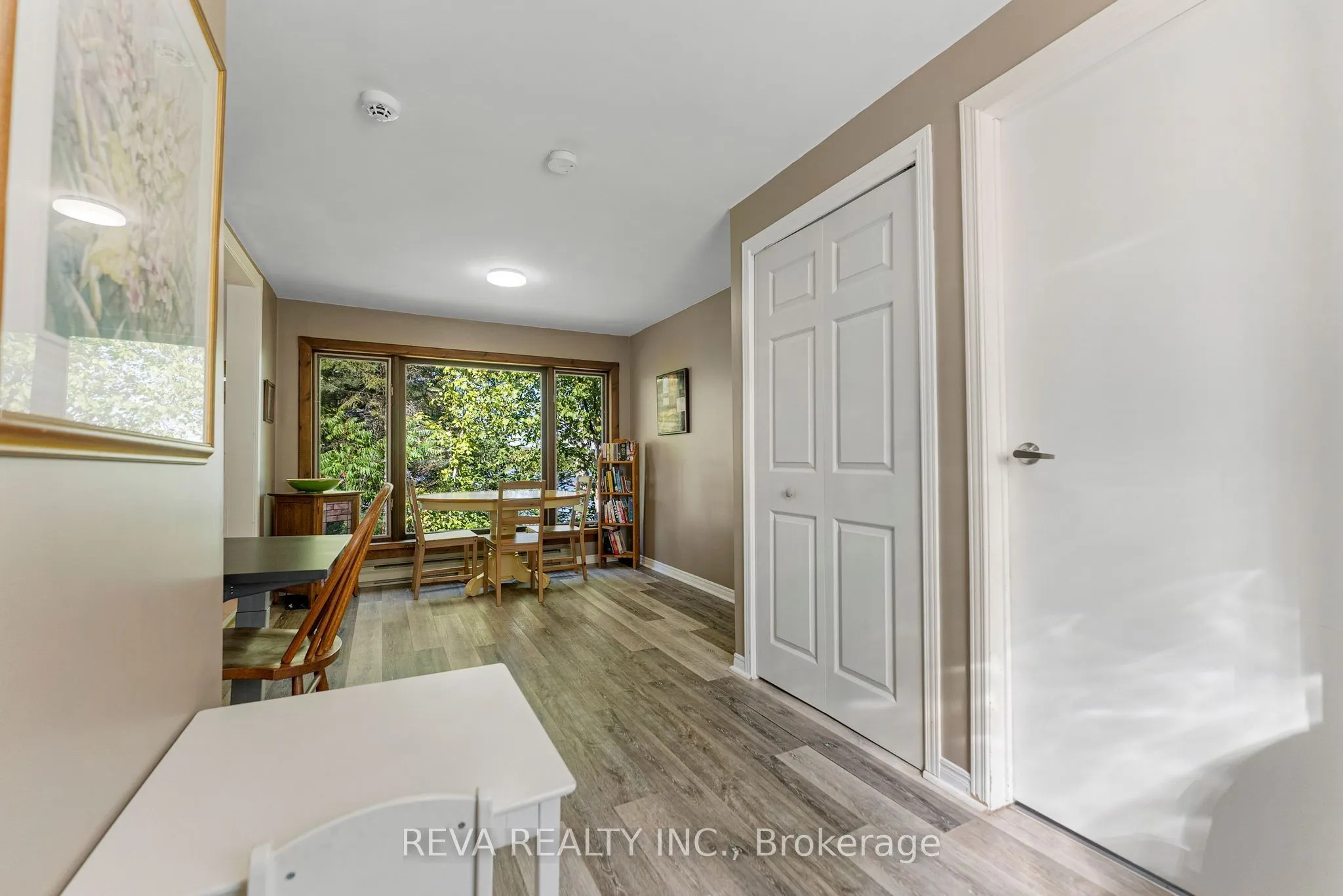 32 Lake View Lane