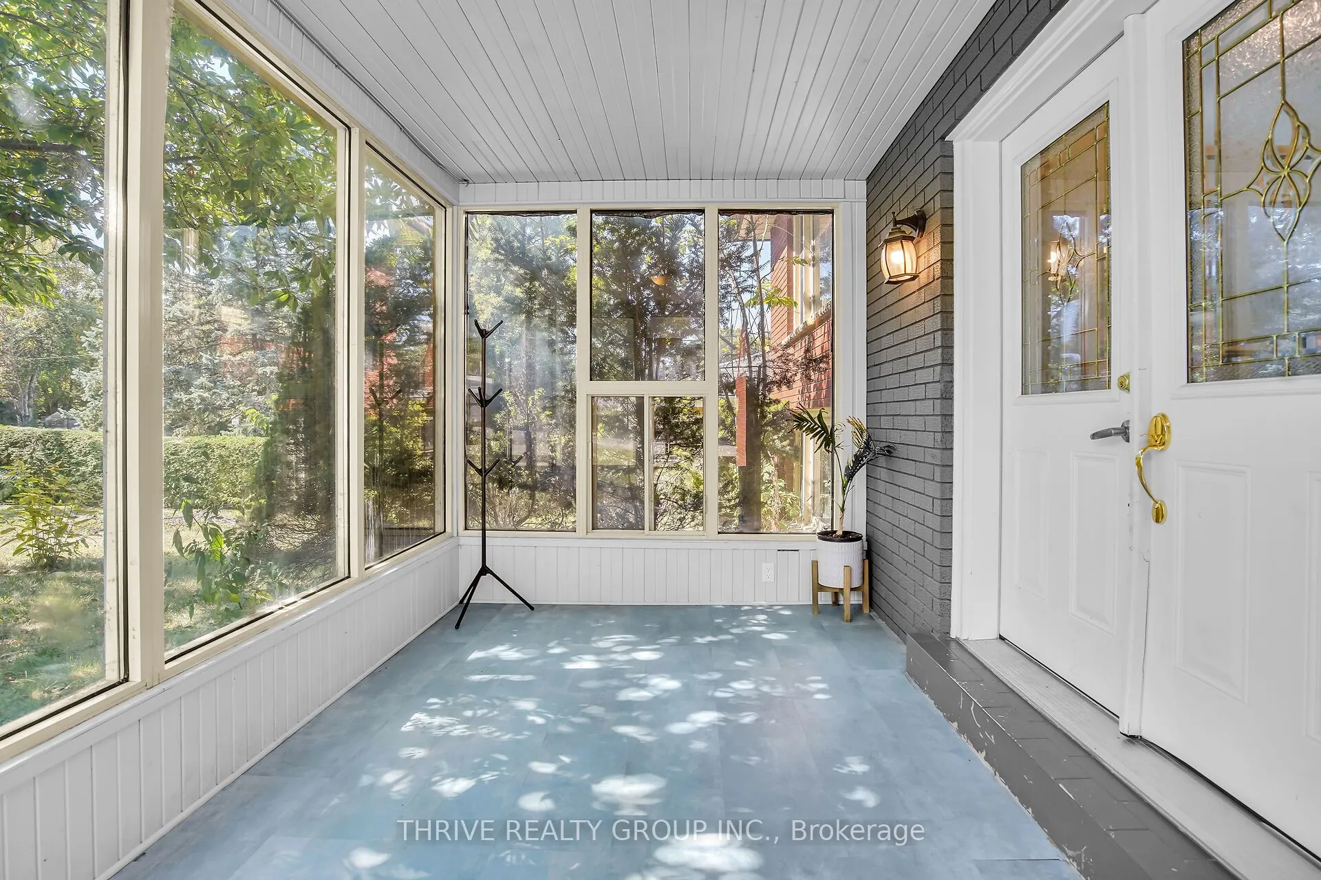425 Riverside Drive