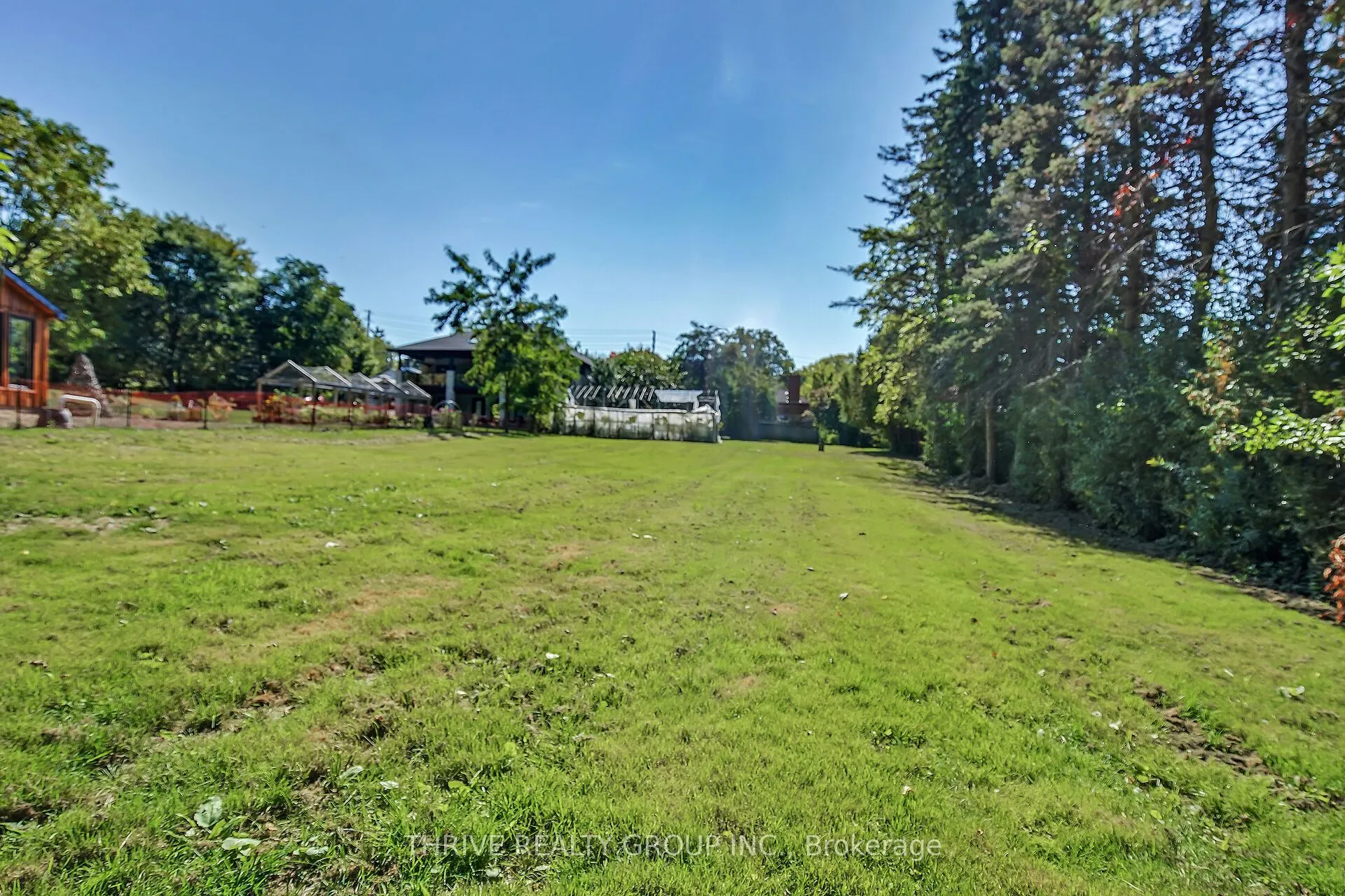 425 Riverside Drive