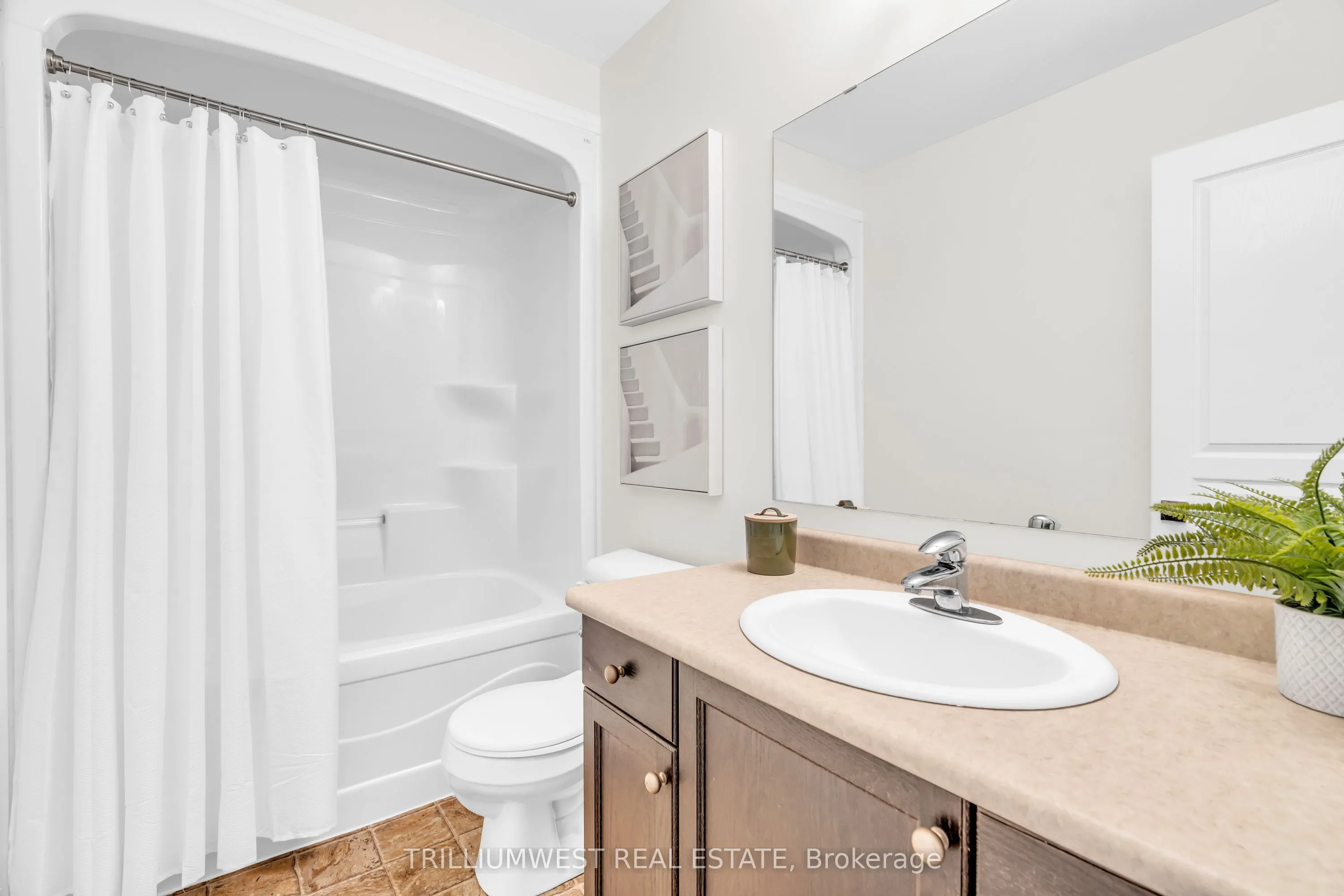 105 PINNACLE Drive, #35