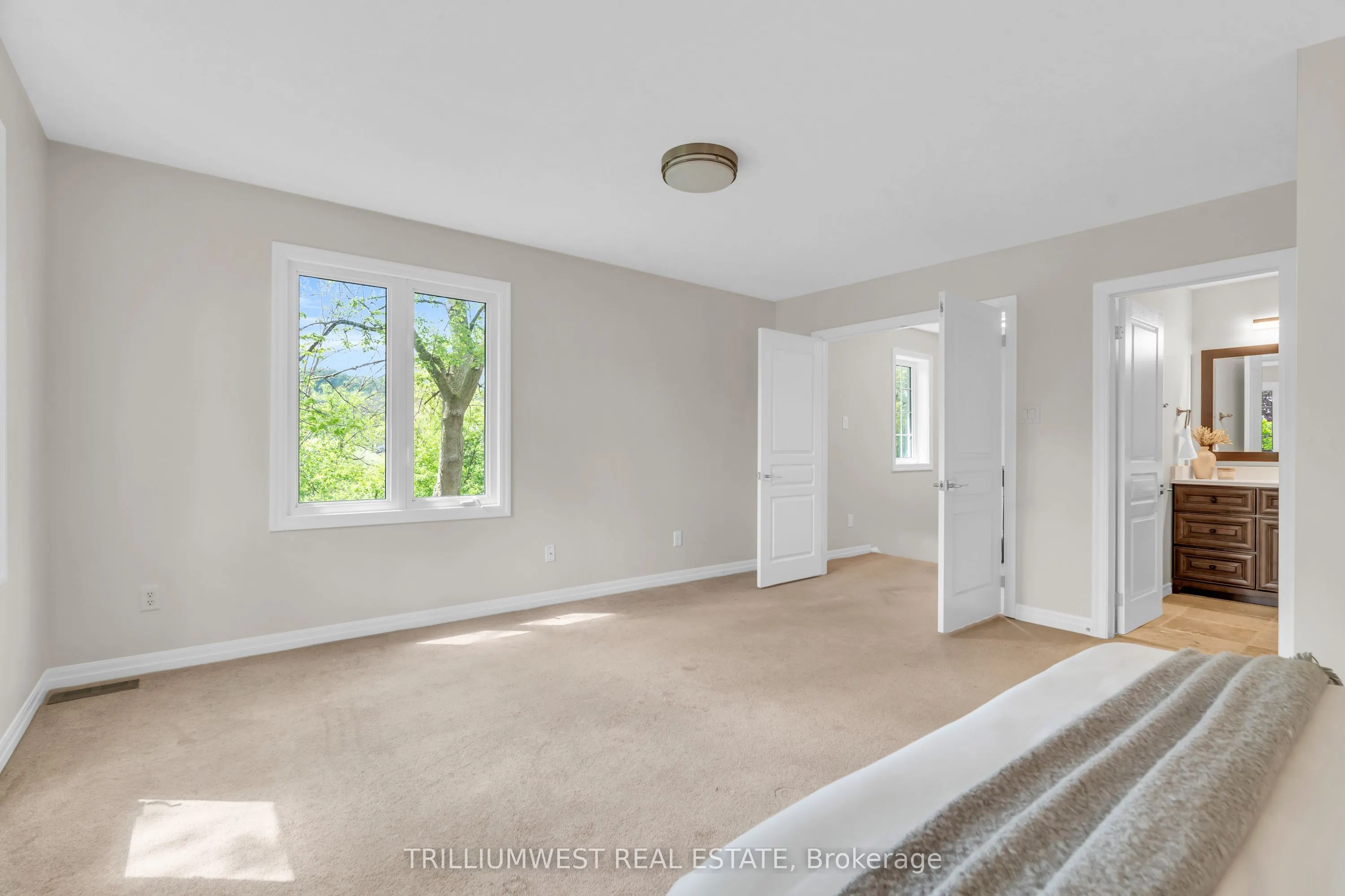 105 PINNACLE Drive, #35