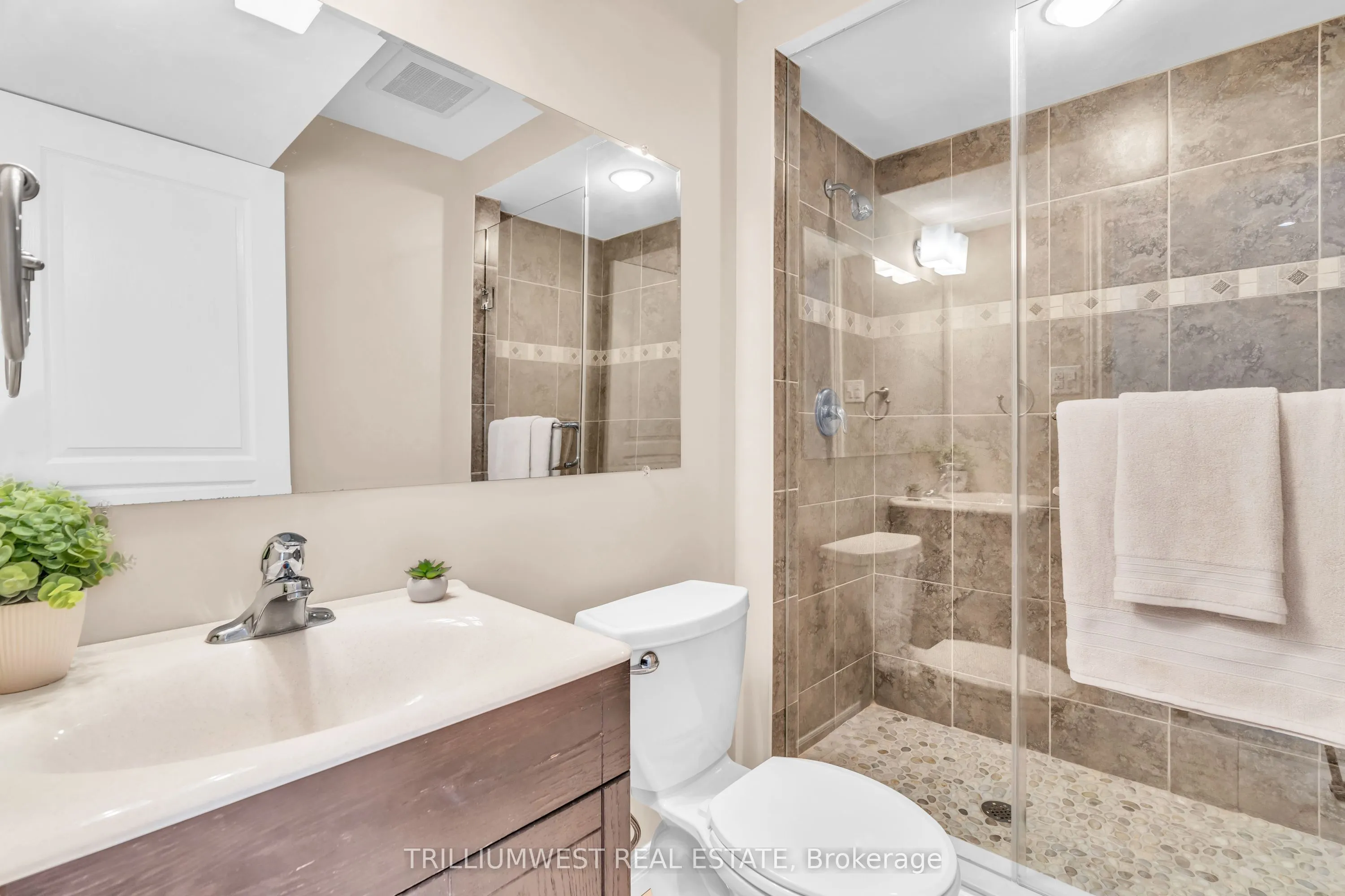 105 PINNACLE Drive, #35