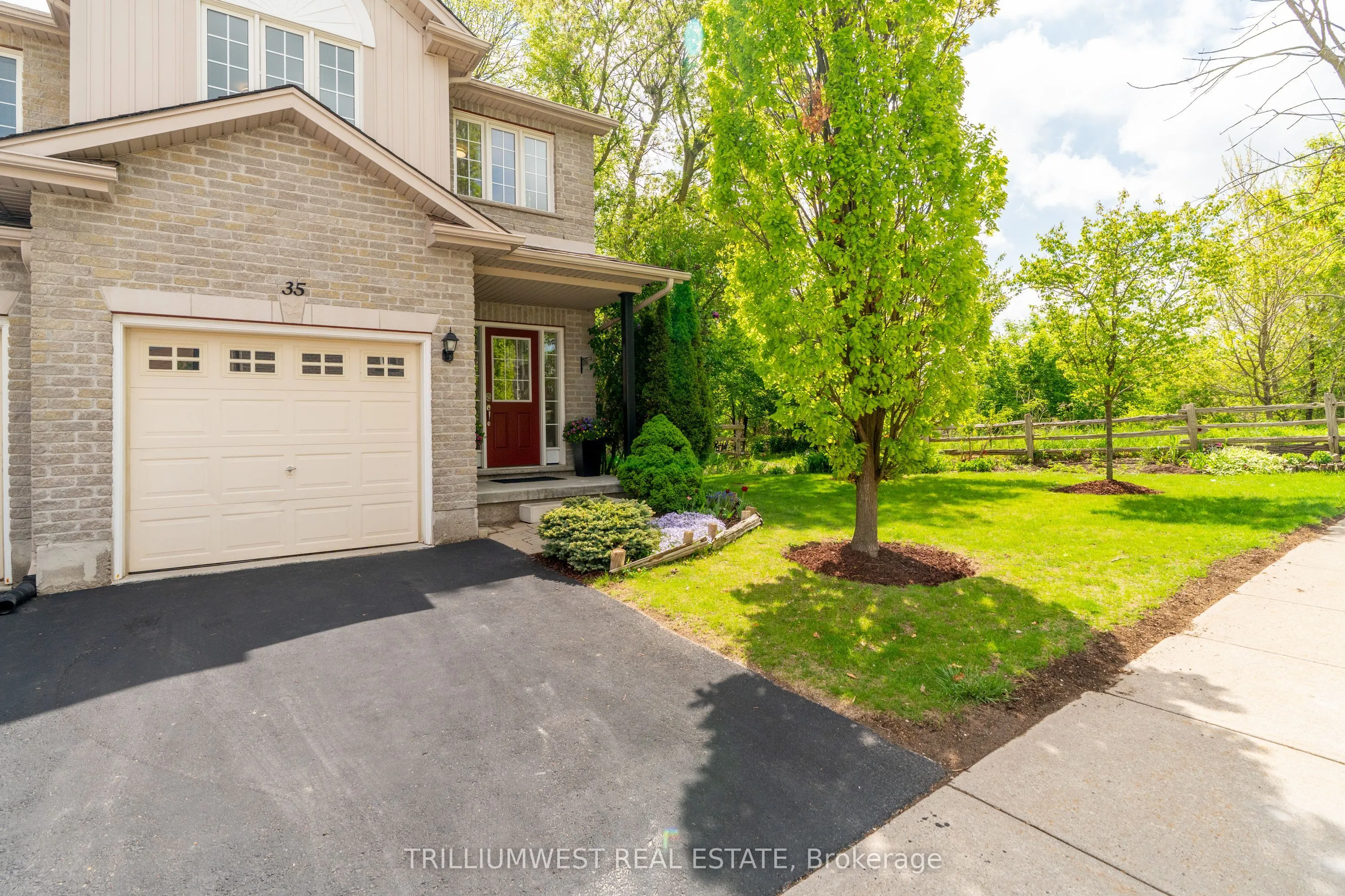 105 PINNACLE Drive, #35