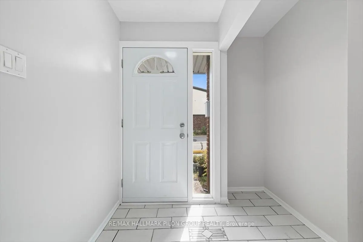 1900 Marquis Avenue, #22