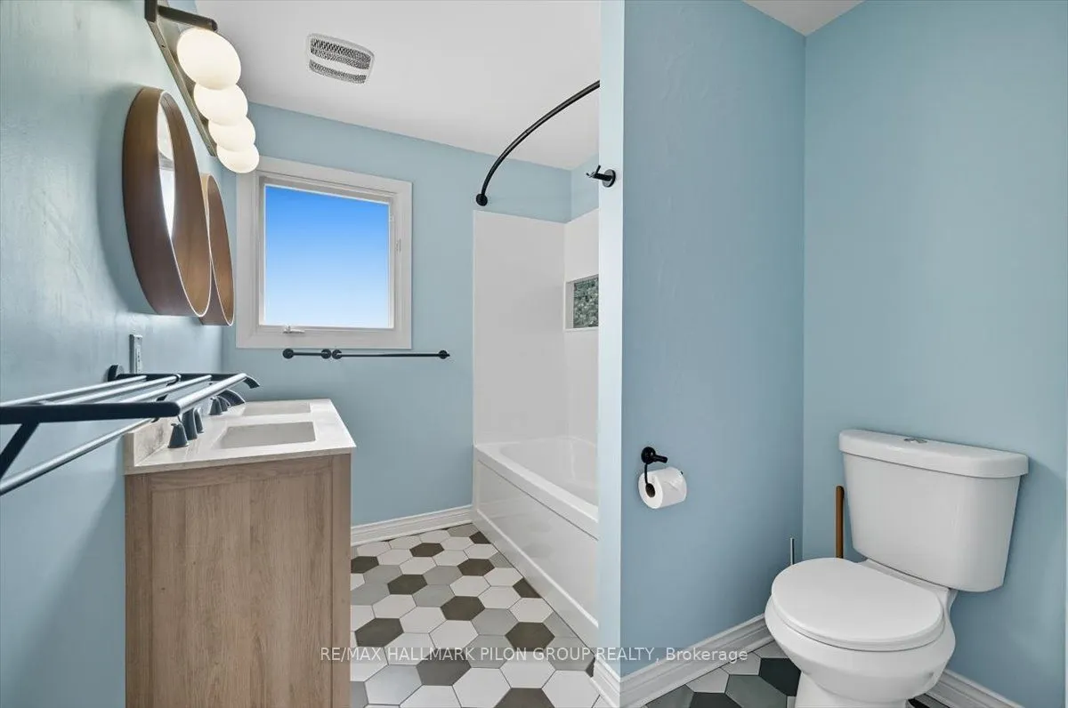 1900 Marquis Avenue, #22