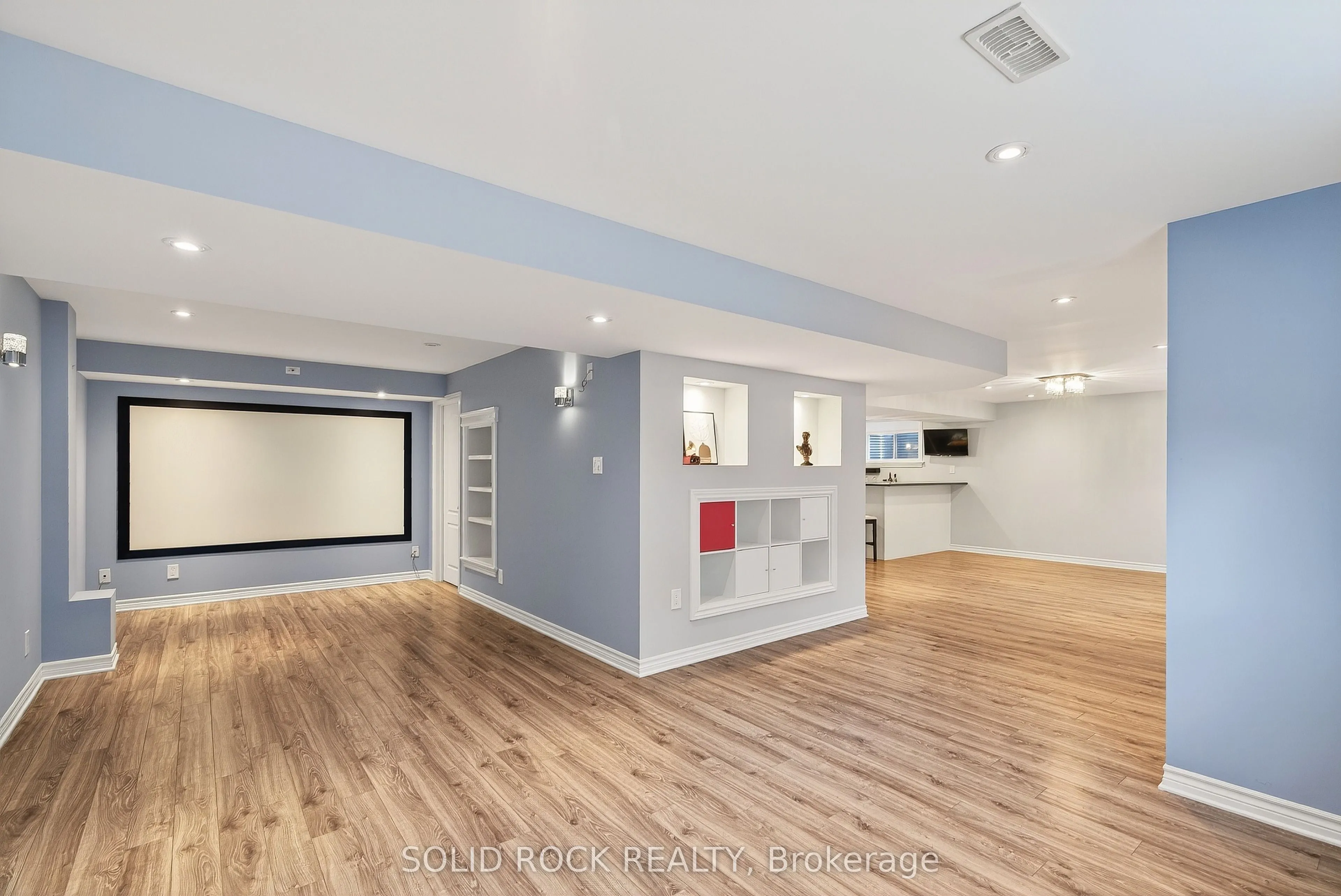 520 Elm Park Avenue