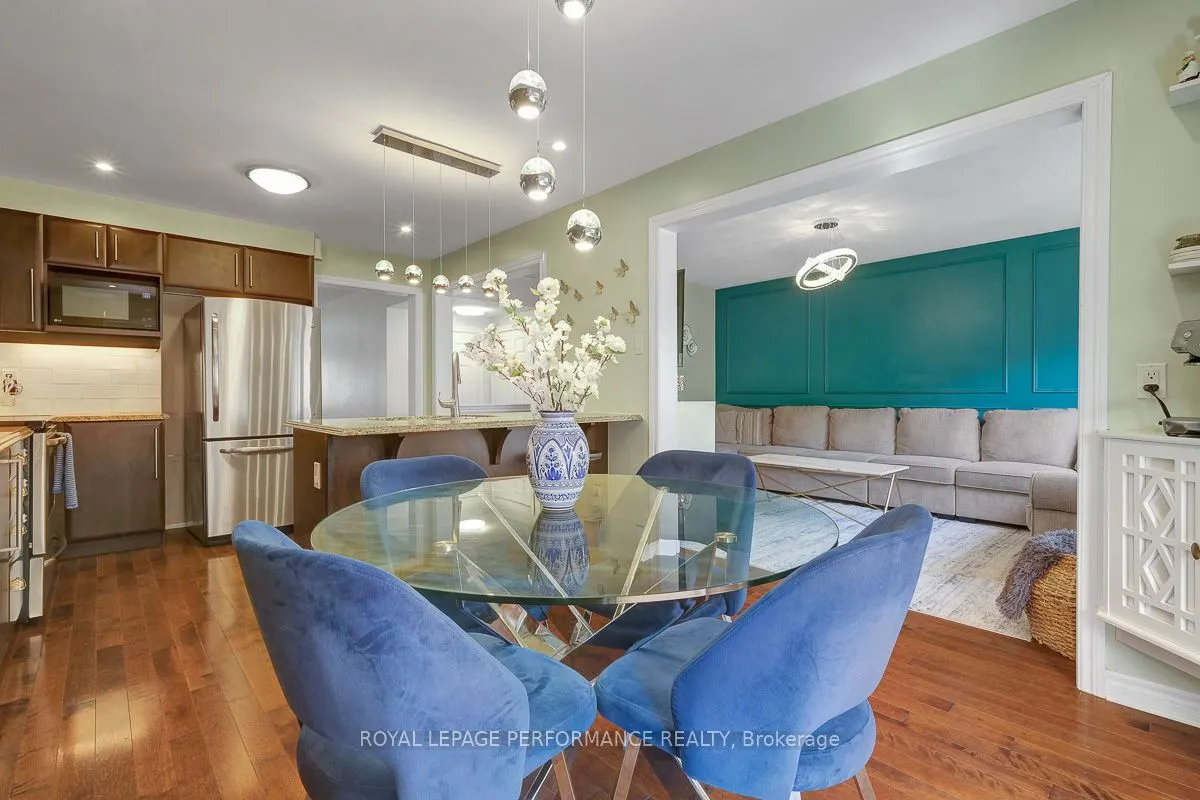 417 Meadowhawk Crescent
