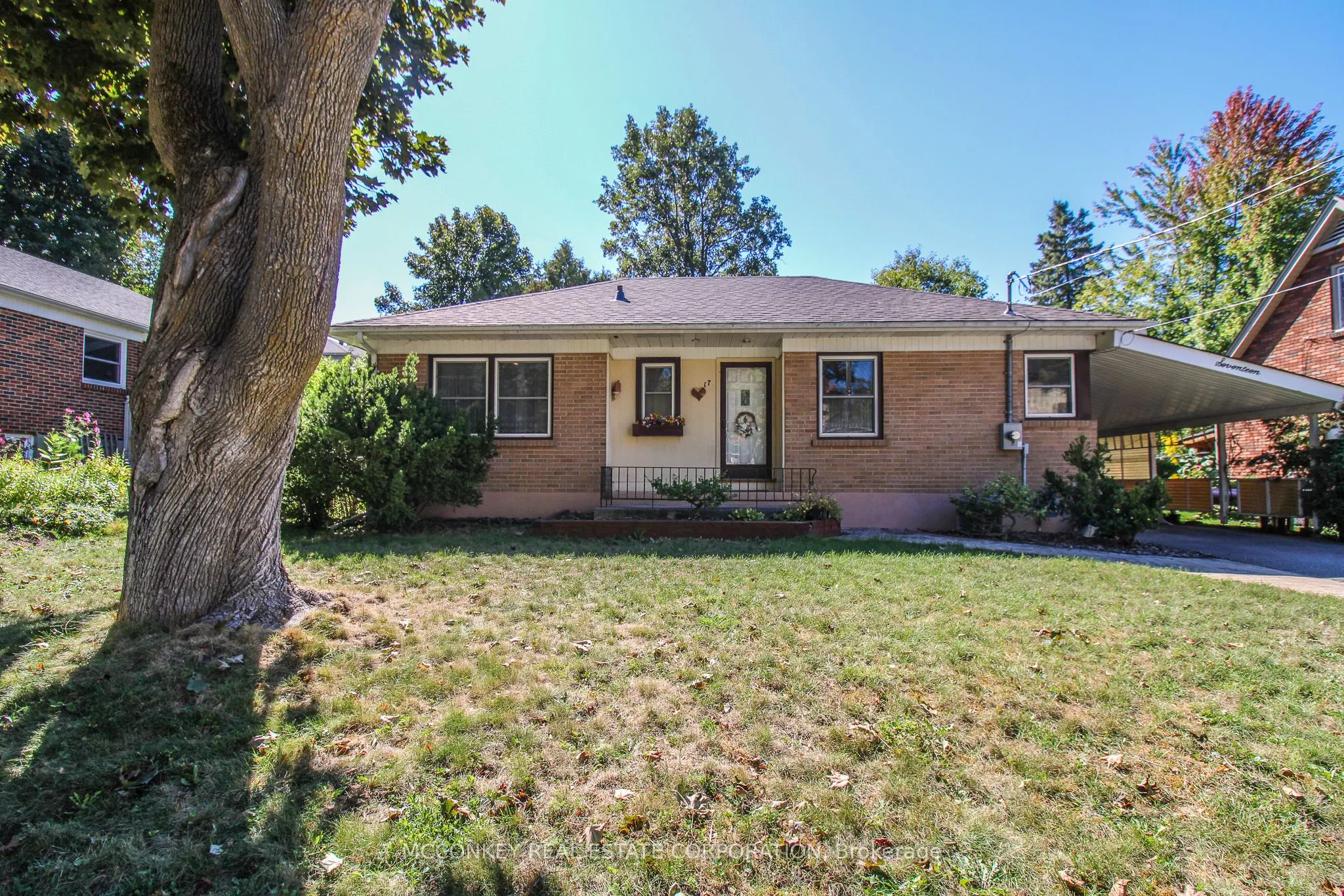 17 Engleburn Place