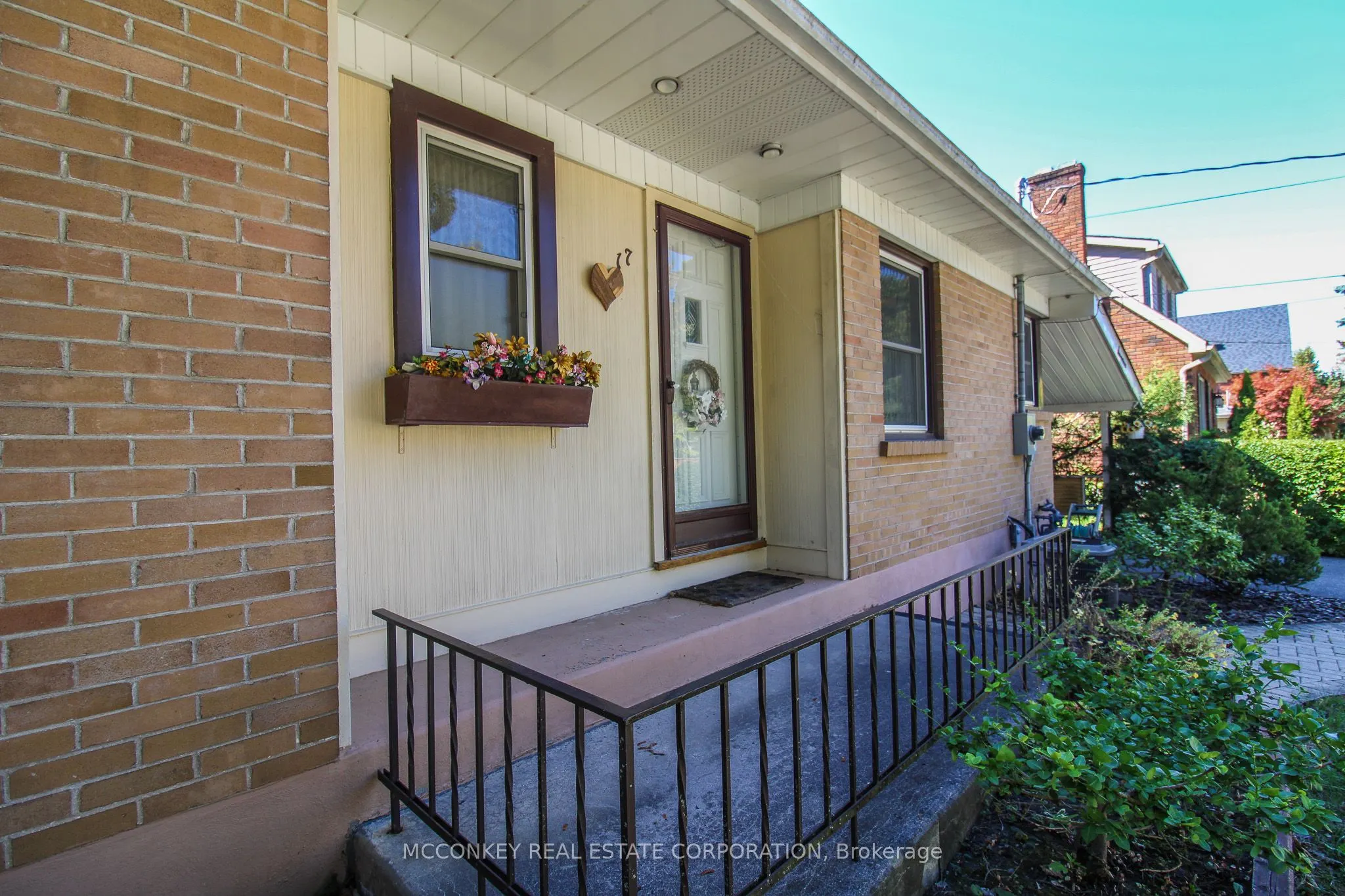 17 Engleburn Place