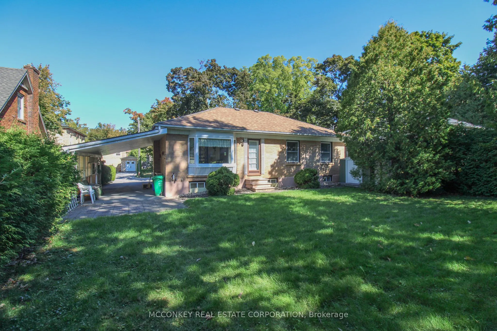 17 Engleburn Place