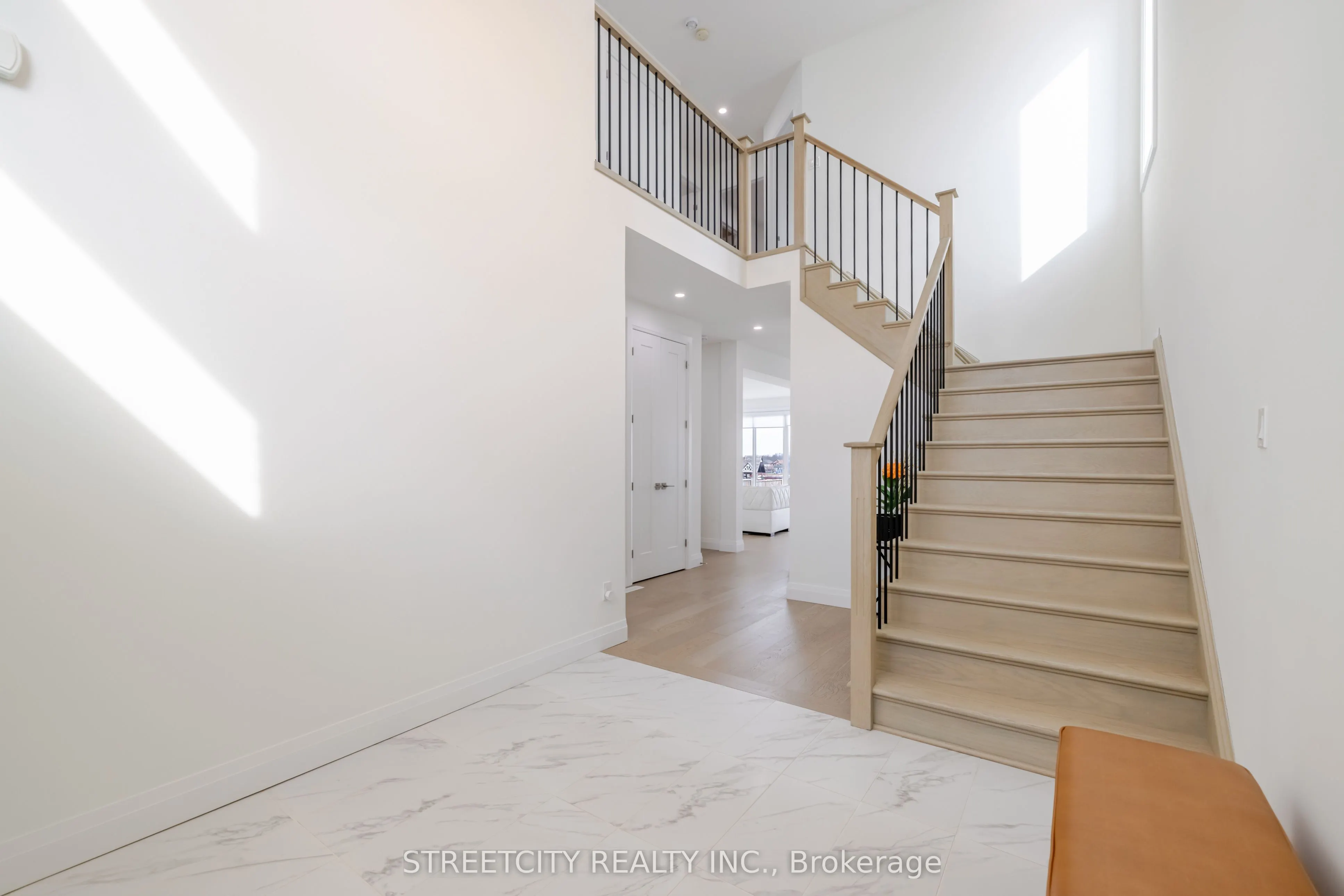 860 Kleinburg Drive