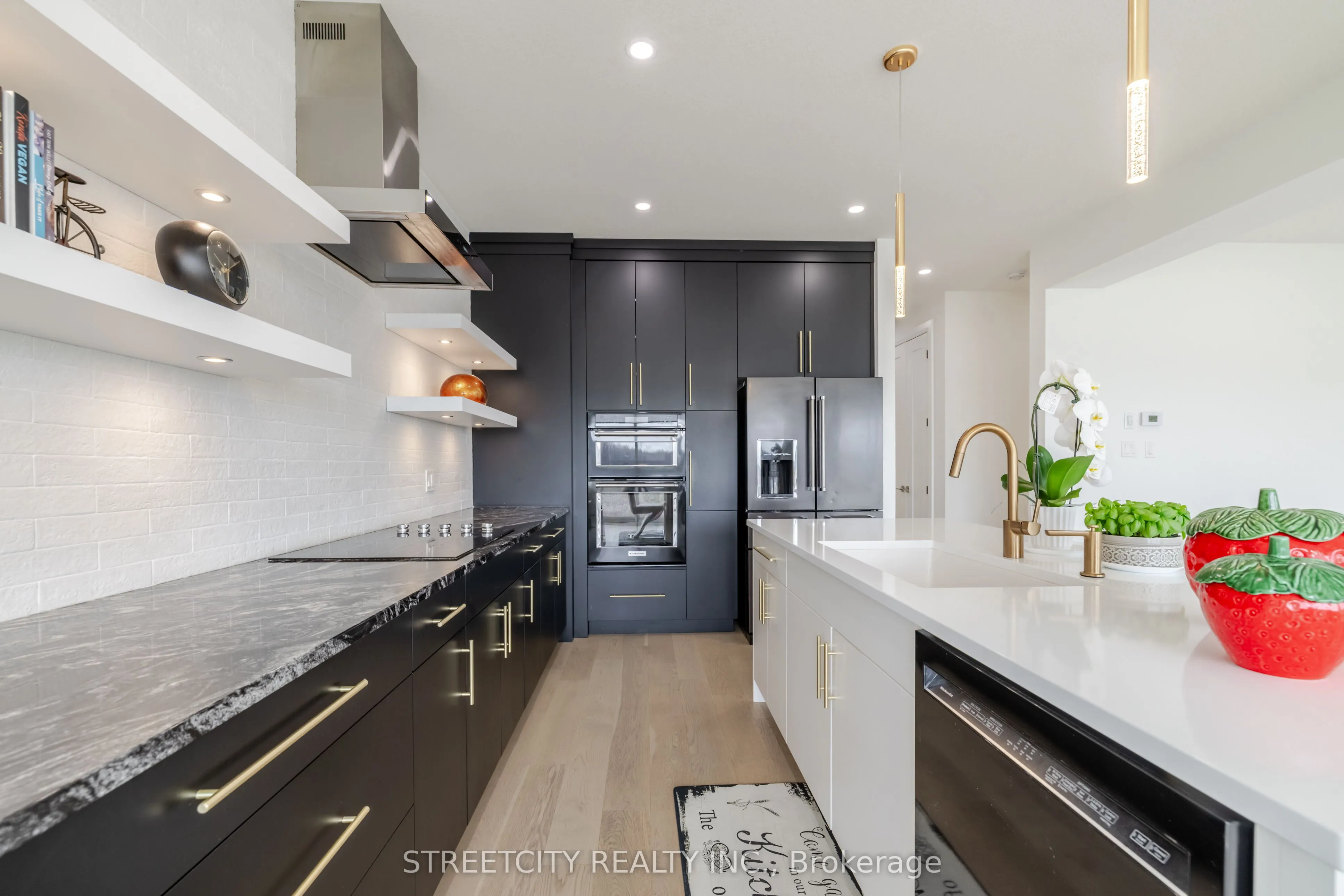 860 Kleinburg Drive
