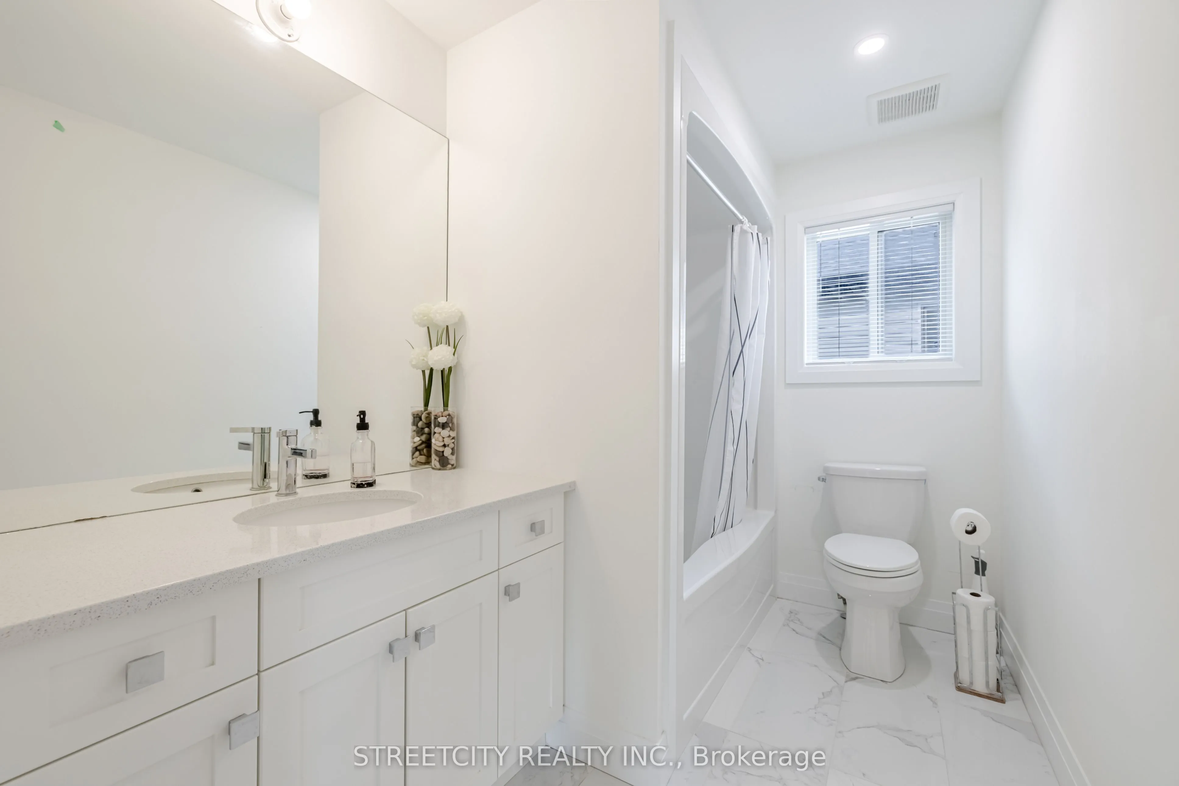 860 Kleinburg Drive